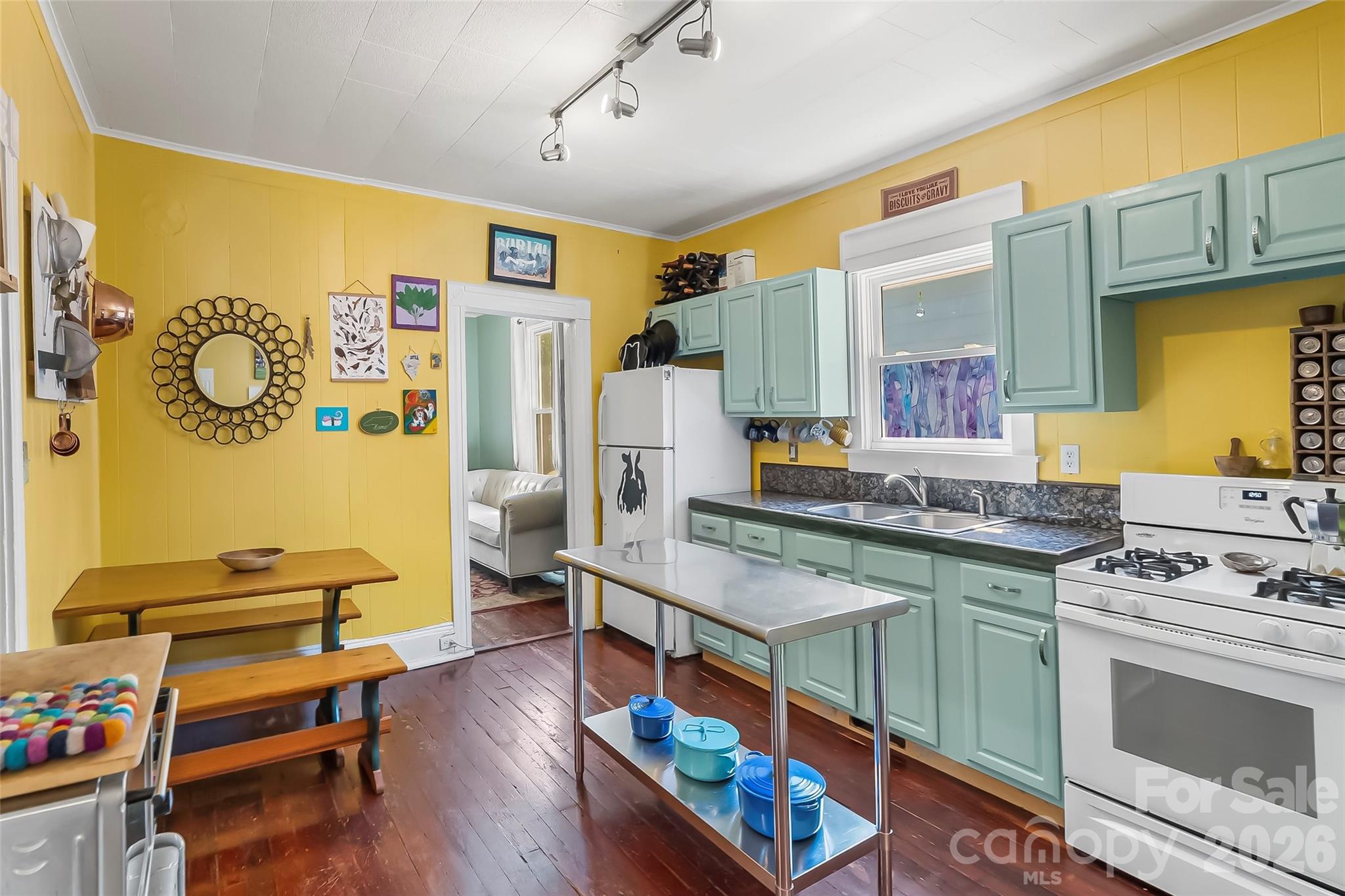 66 Adams Street — Asheville