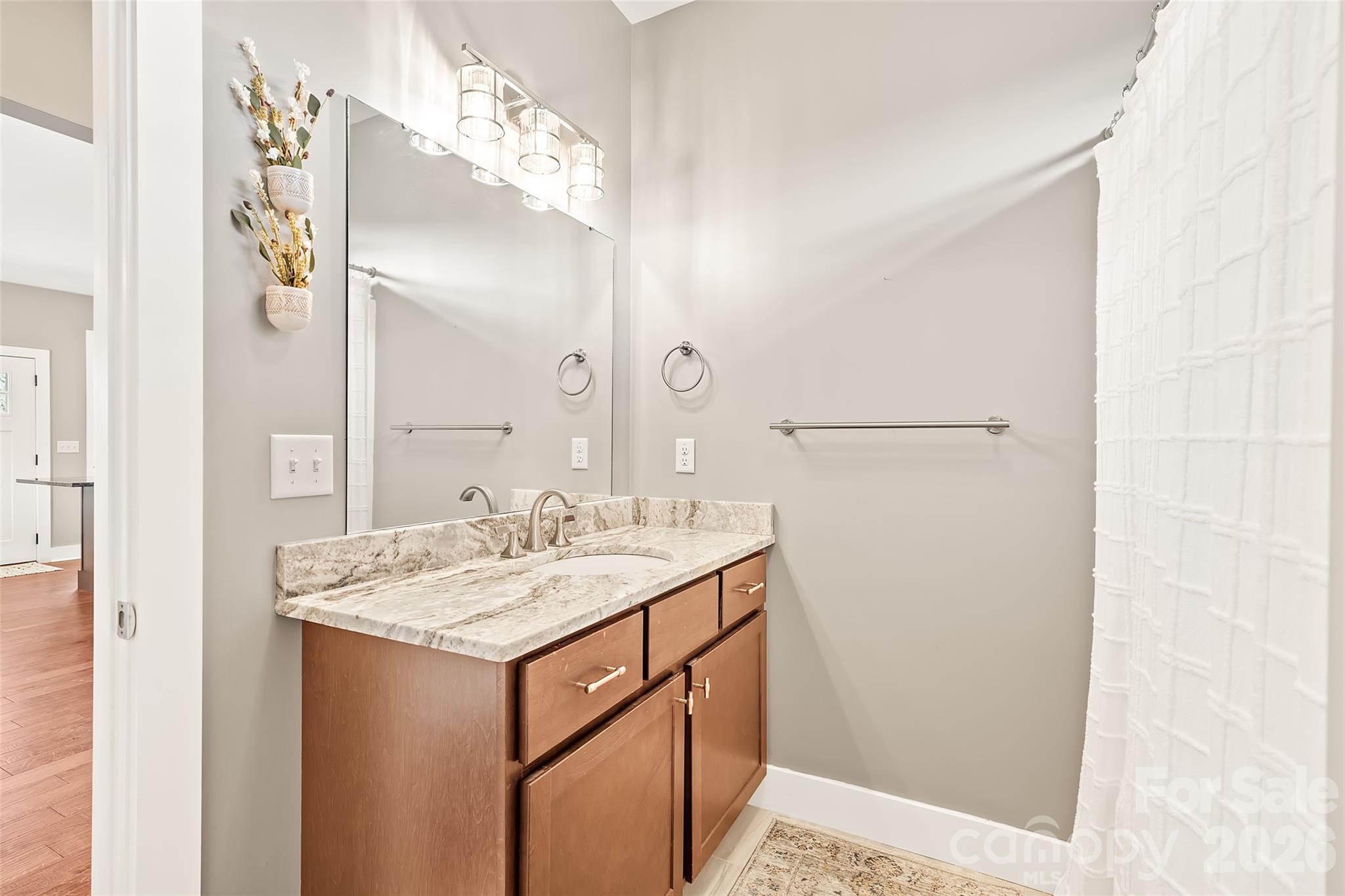 223 River Breeze Lane — Etowah