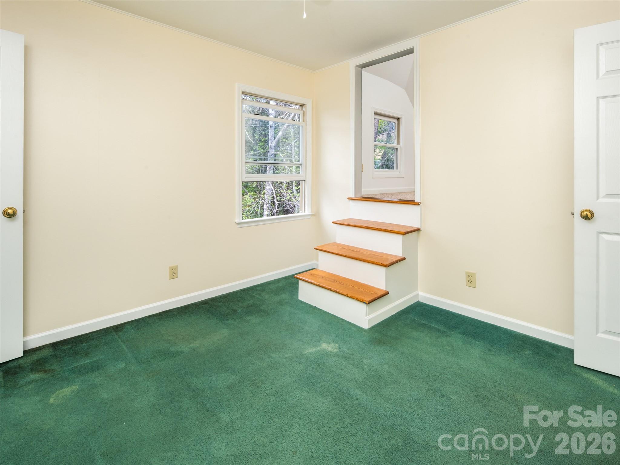 39 Eastmoor Drive — Asheville