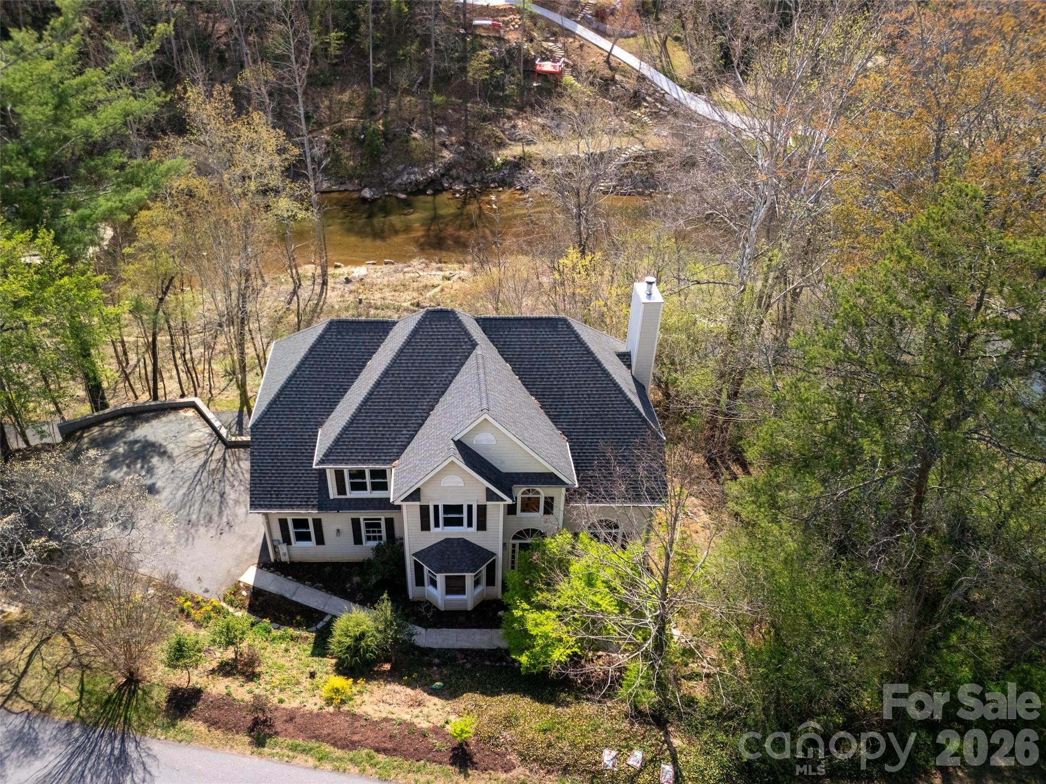 39 Eastmoor Drive — Asheville