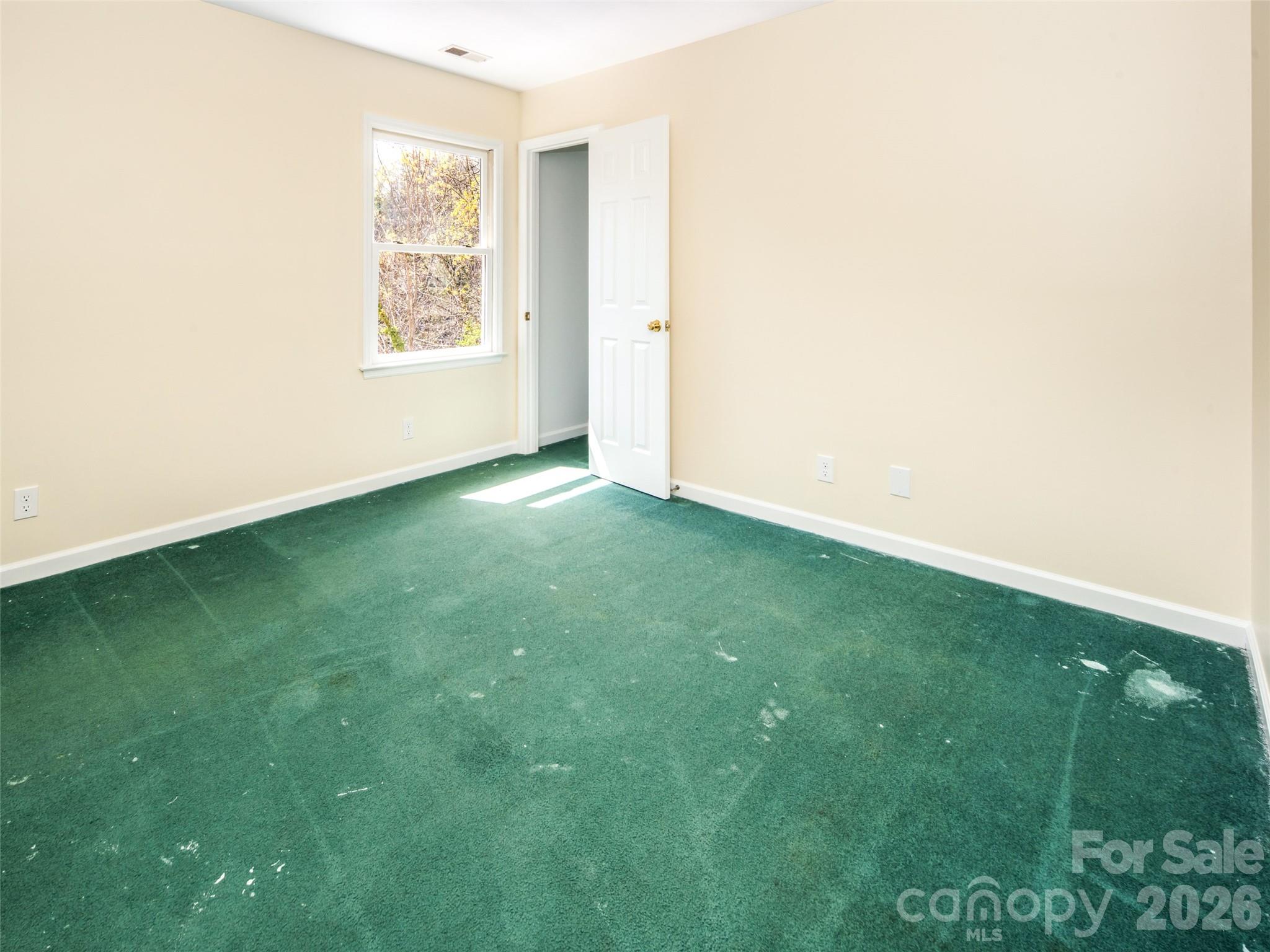 39 Eastmoor Drive — Asheville