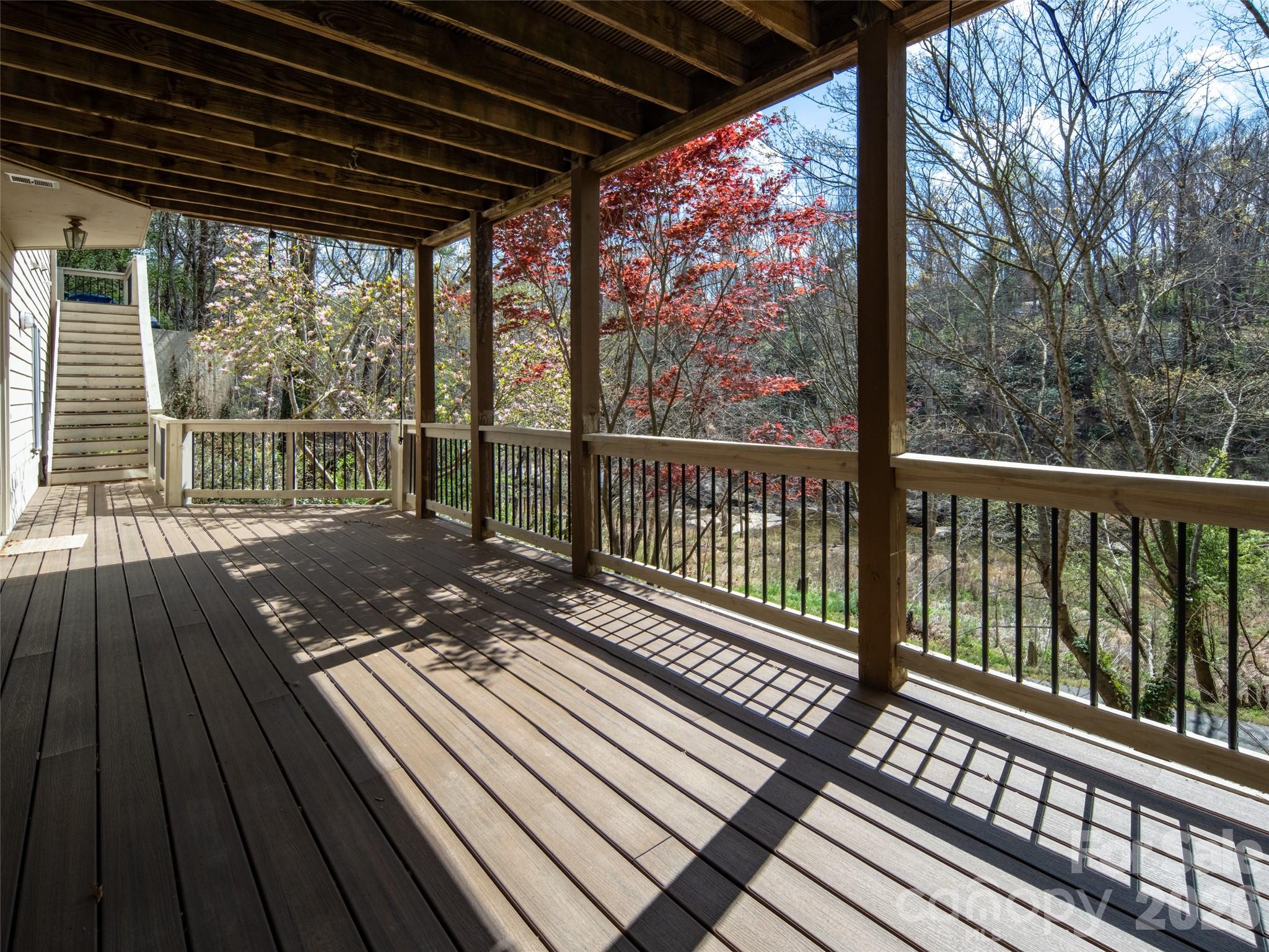 39 Eastmoor Drive — Asheville