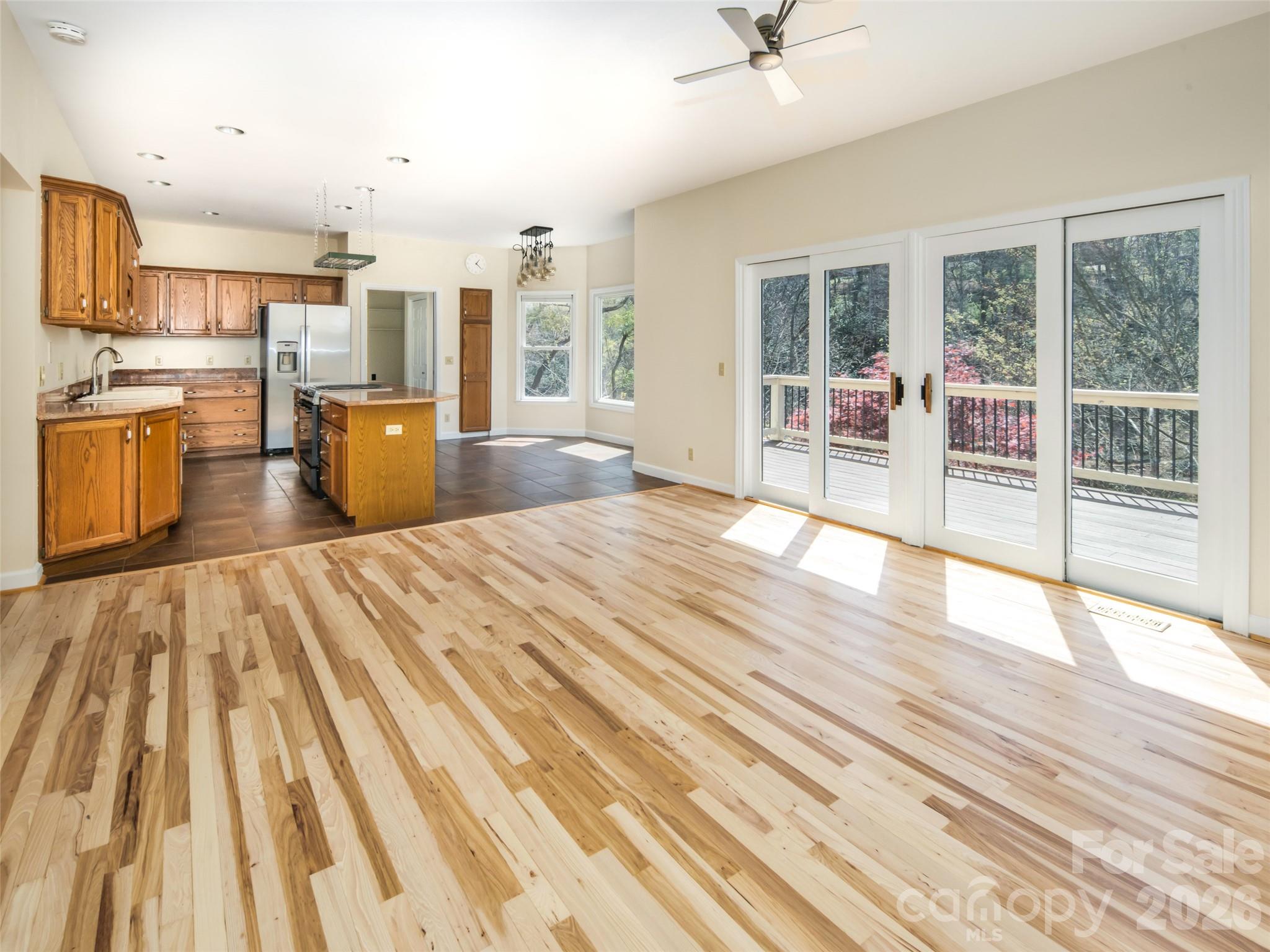 39 Eastmoor Drive — Asheville