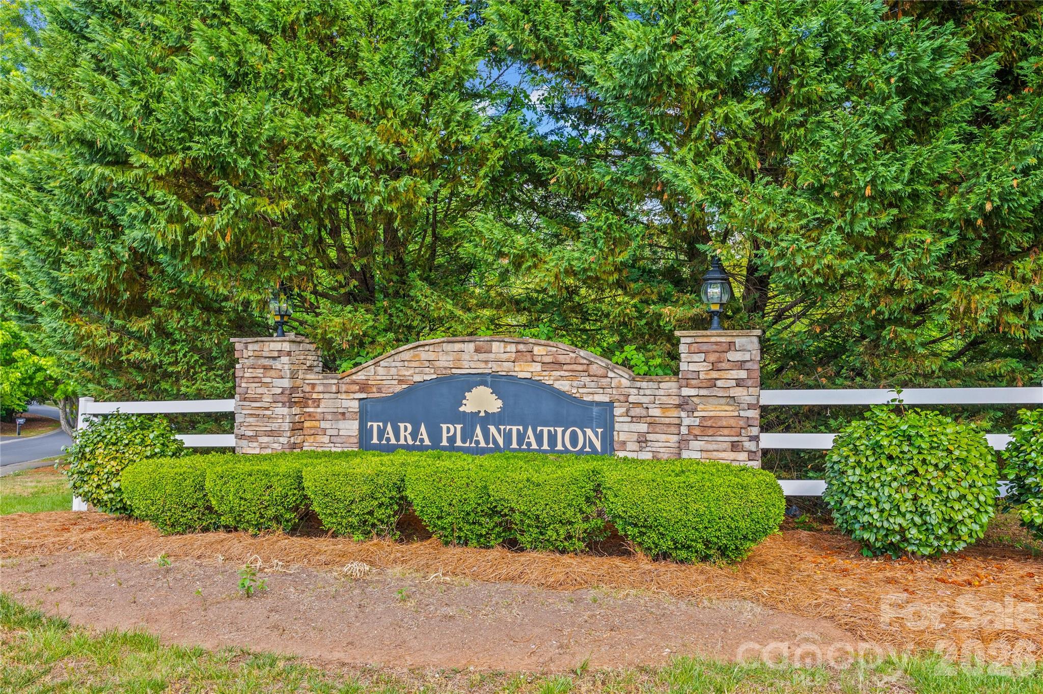 1596 Old Tara Lane — Fort Mill