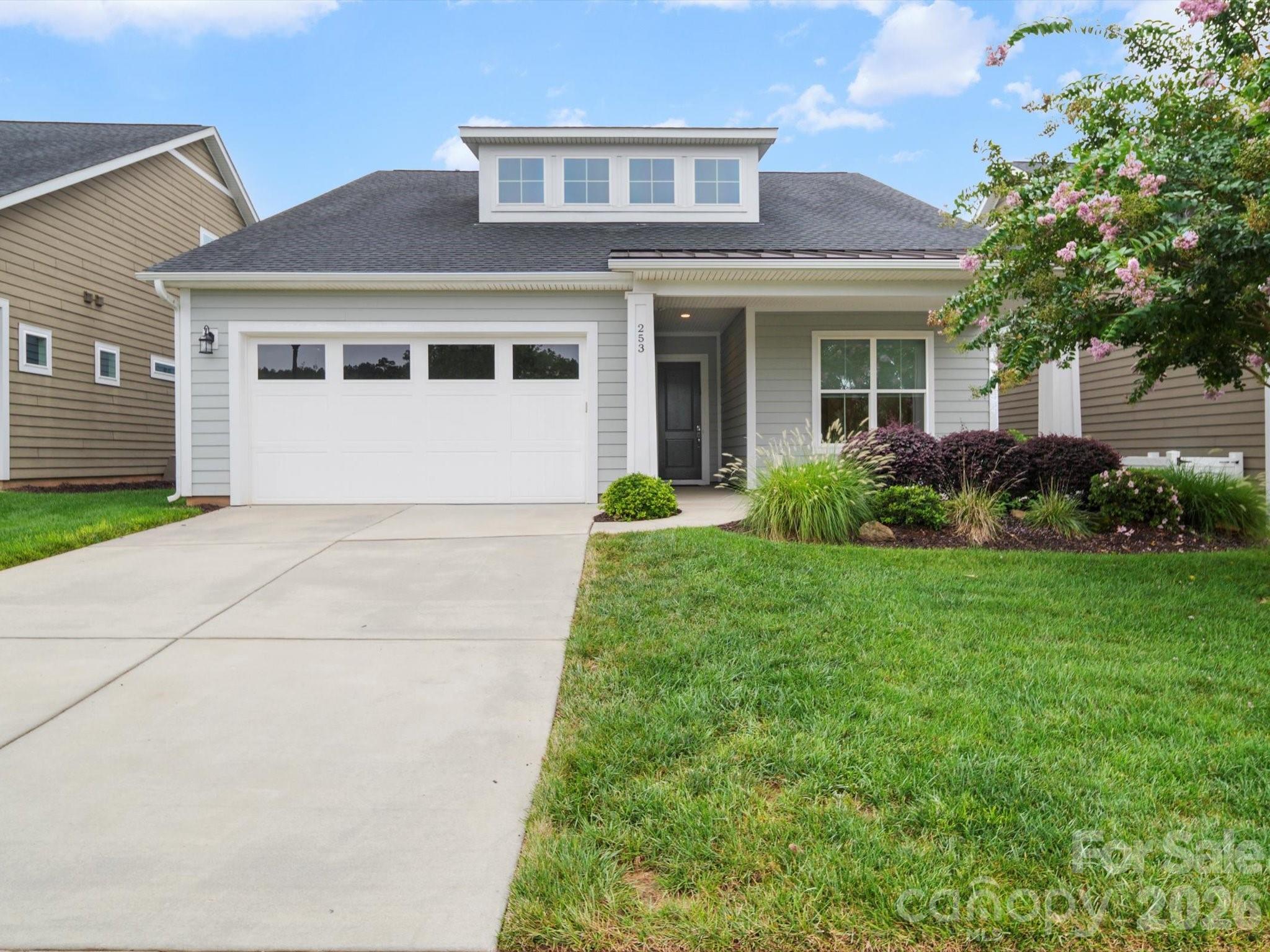 253 Stone Mountain Way — Denver