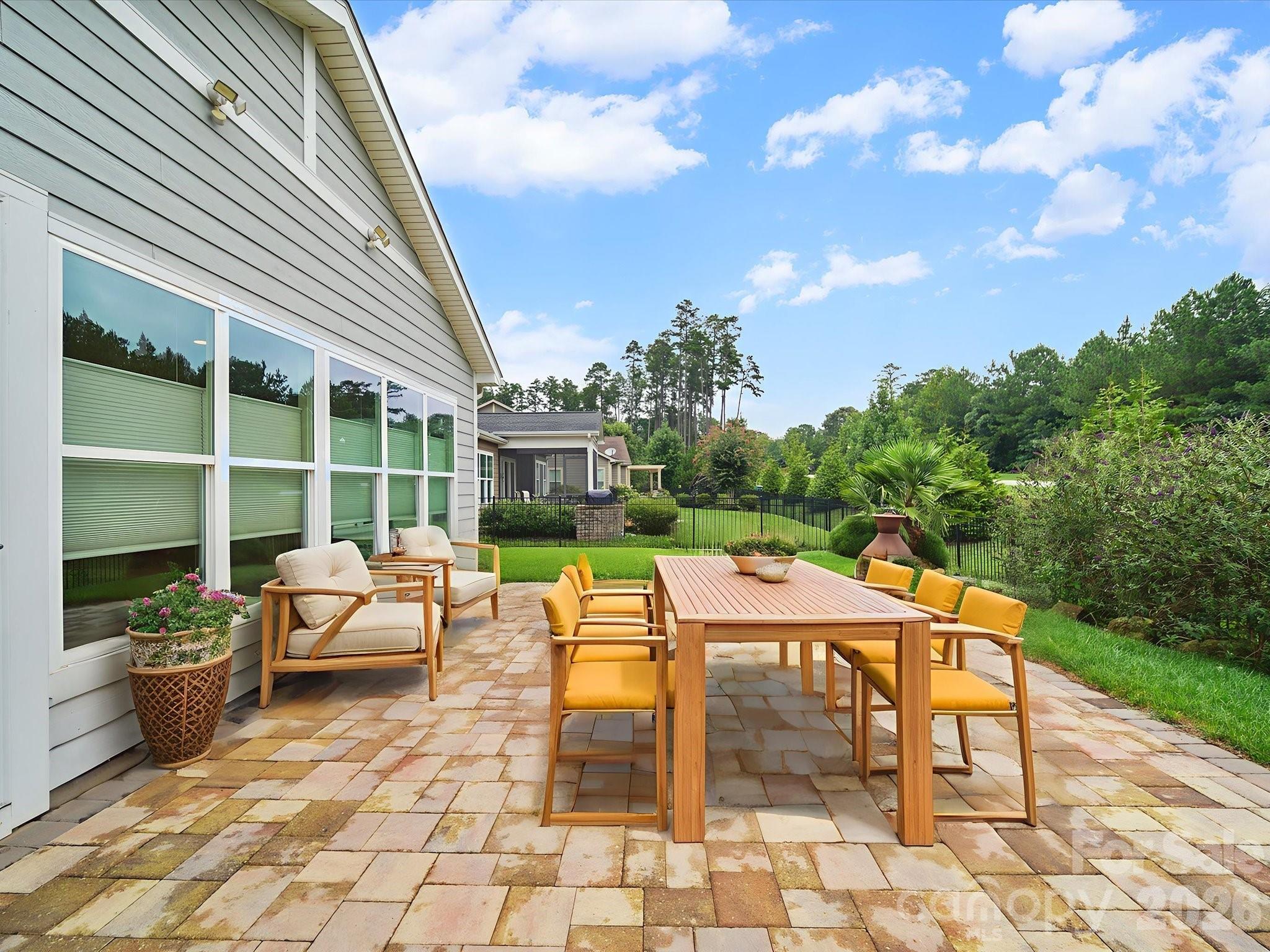 253 Stone Mountain Way — Denver