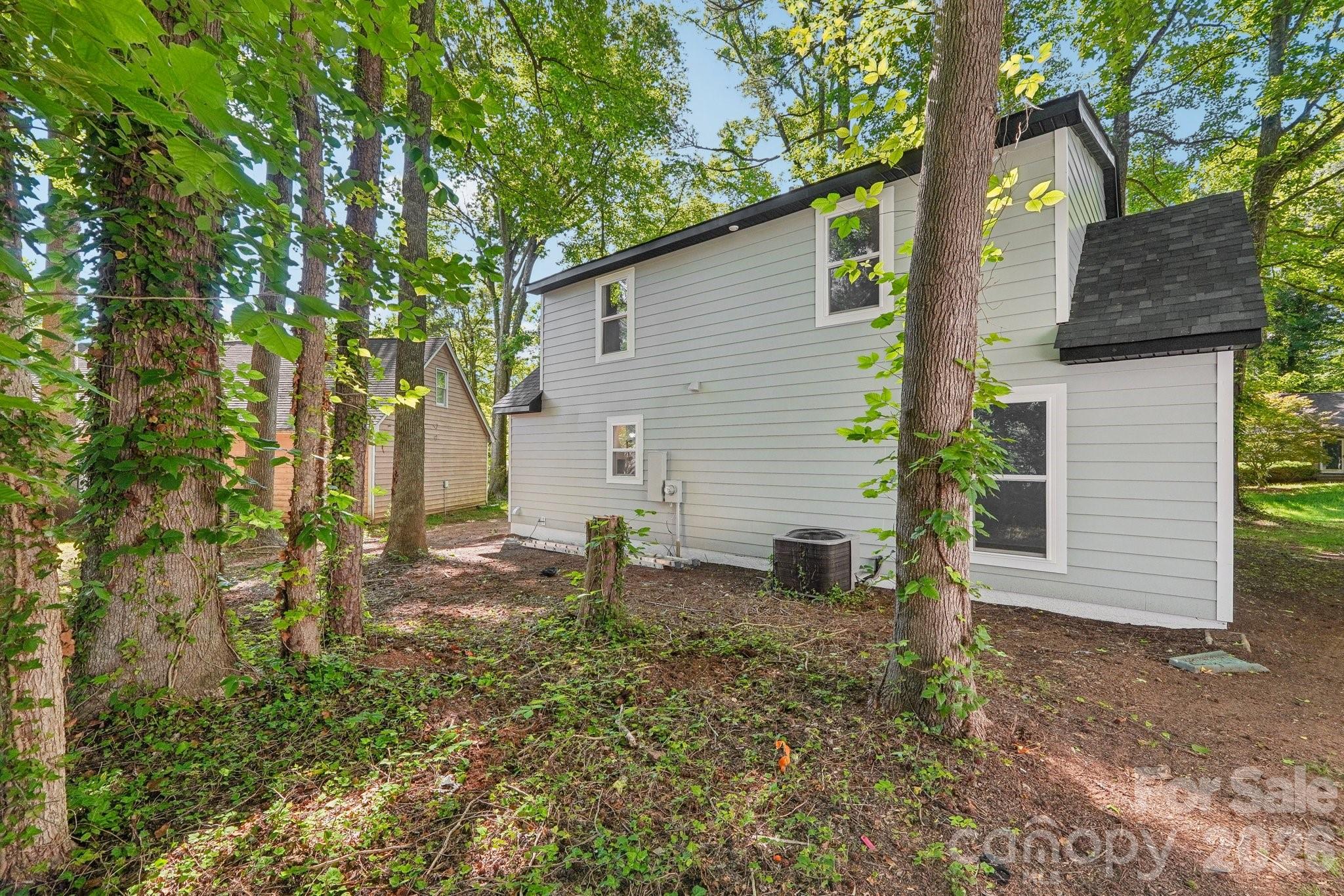 5414 Leaford Court — Charlotte