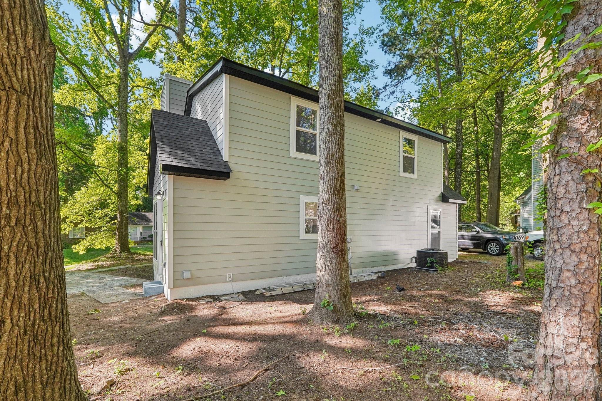 5414 Leaford Court — Charlotte