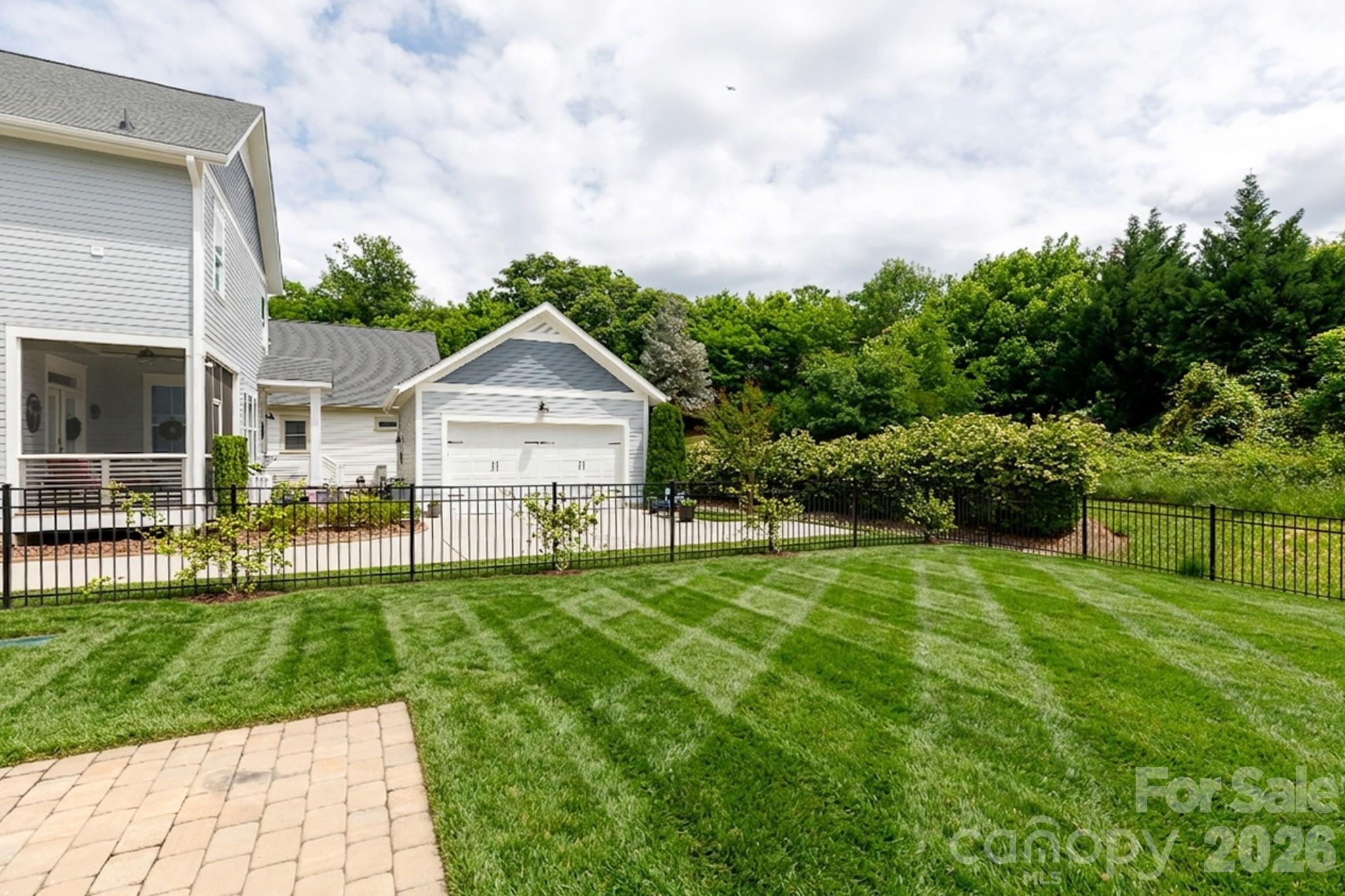 815 Bluff Loop Road — Rock Hill