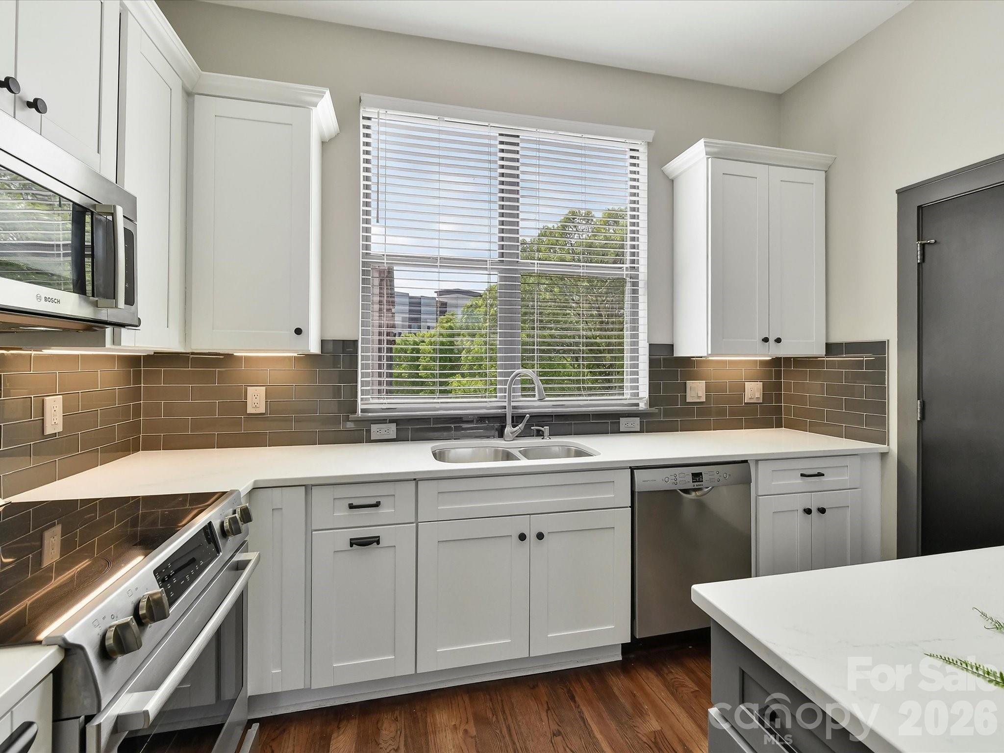 420 N Mcdowell Street — Charlotte