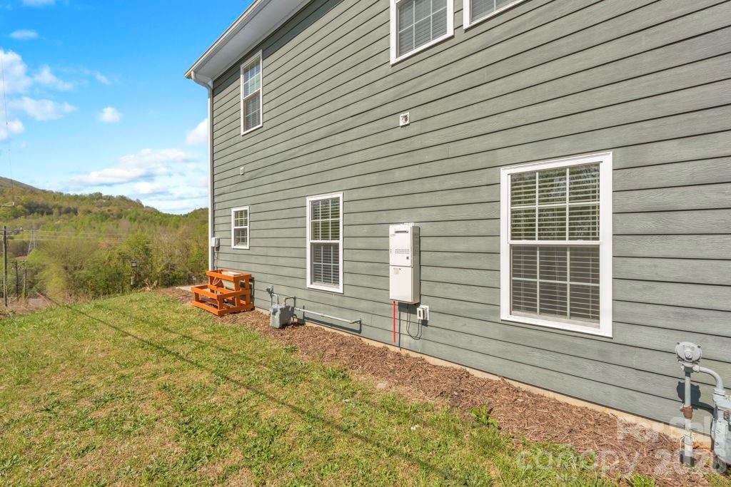 24 Merideth Drive #A — Marion