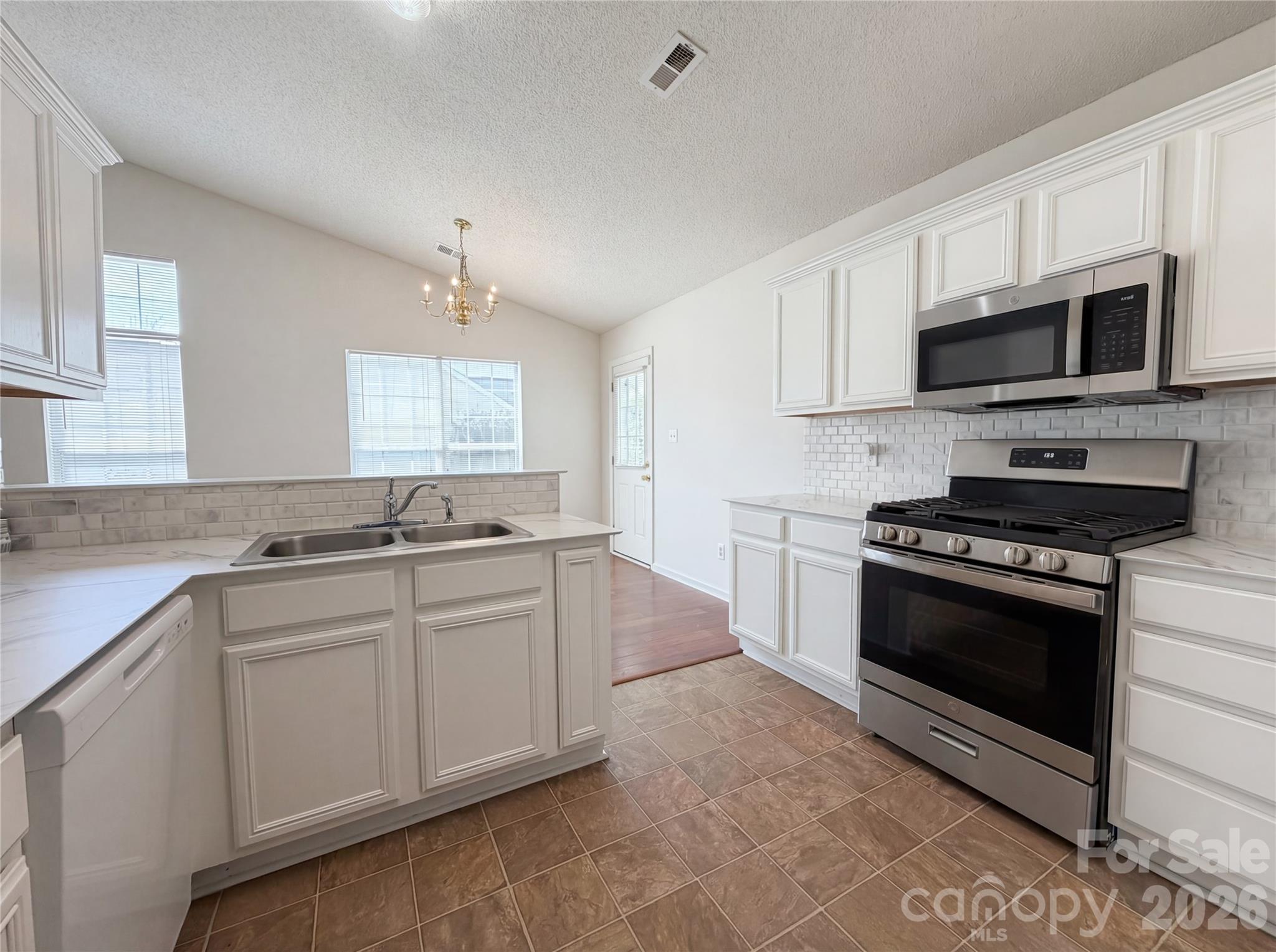 12525 Panthersville Drive — Charlotte