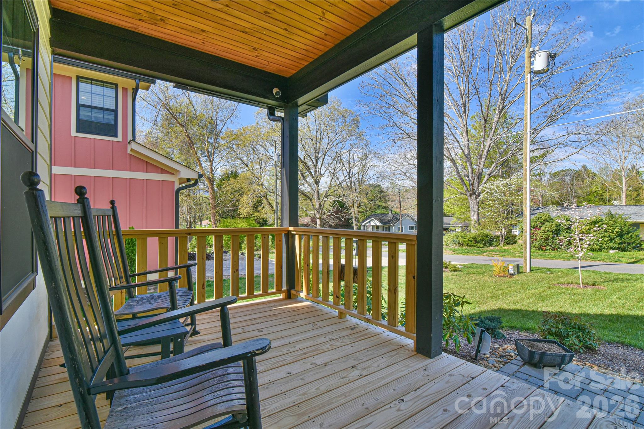 310 Portmanvilla Road — Black Mountain