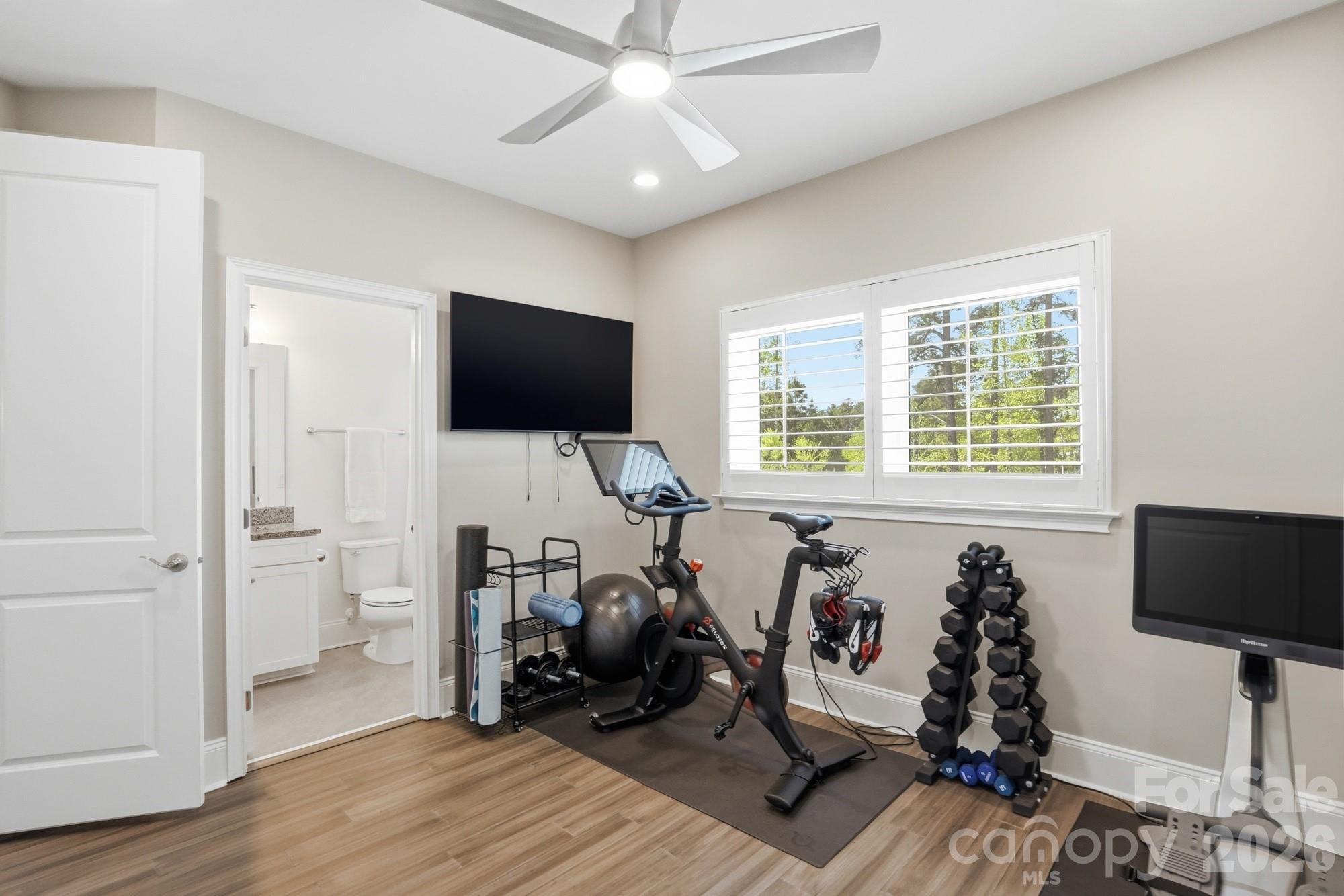 411 Turtleback Ridge — Weddington