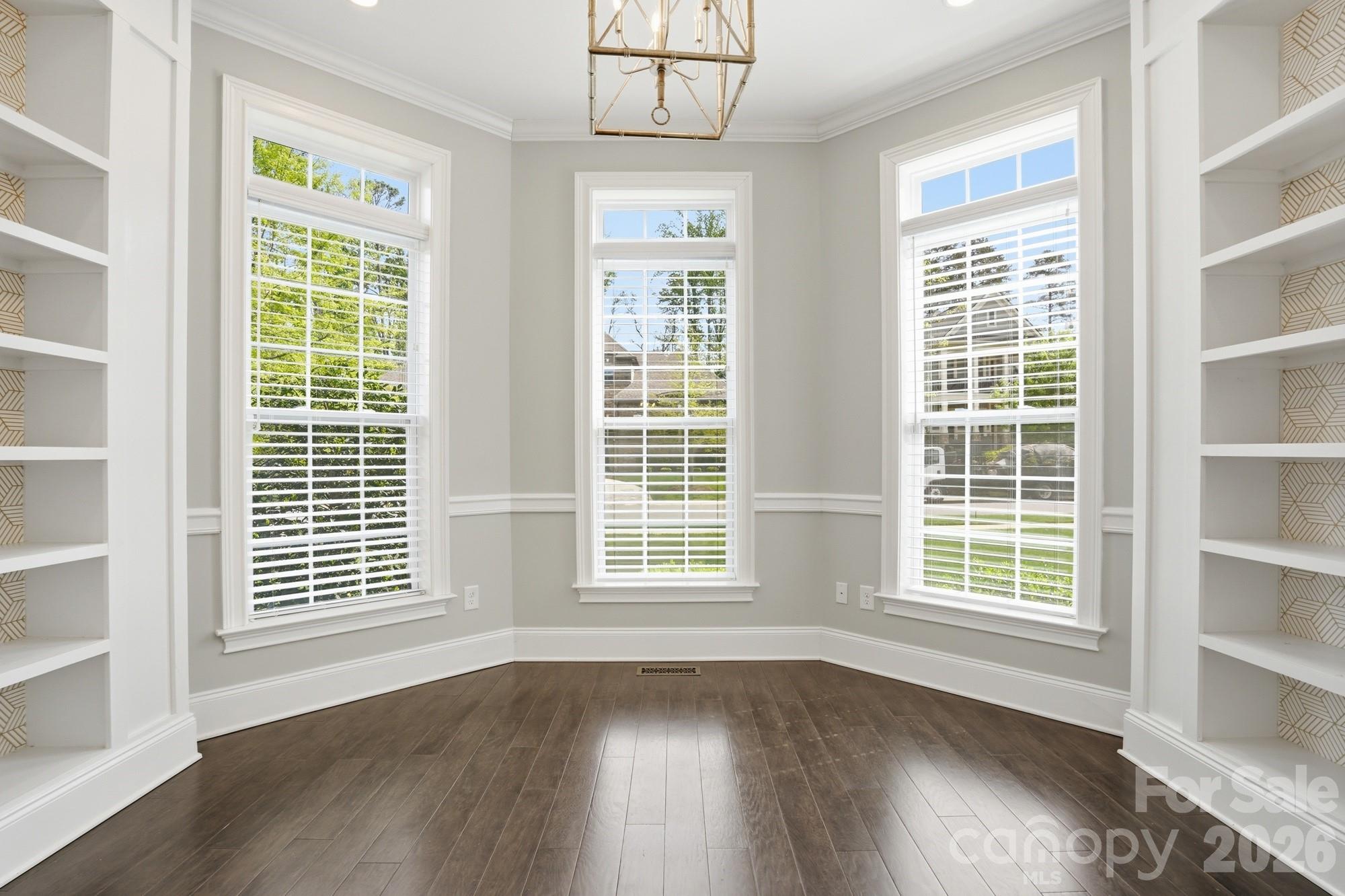 411 Turtleback Ridge — Weddington