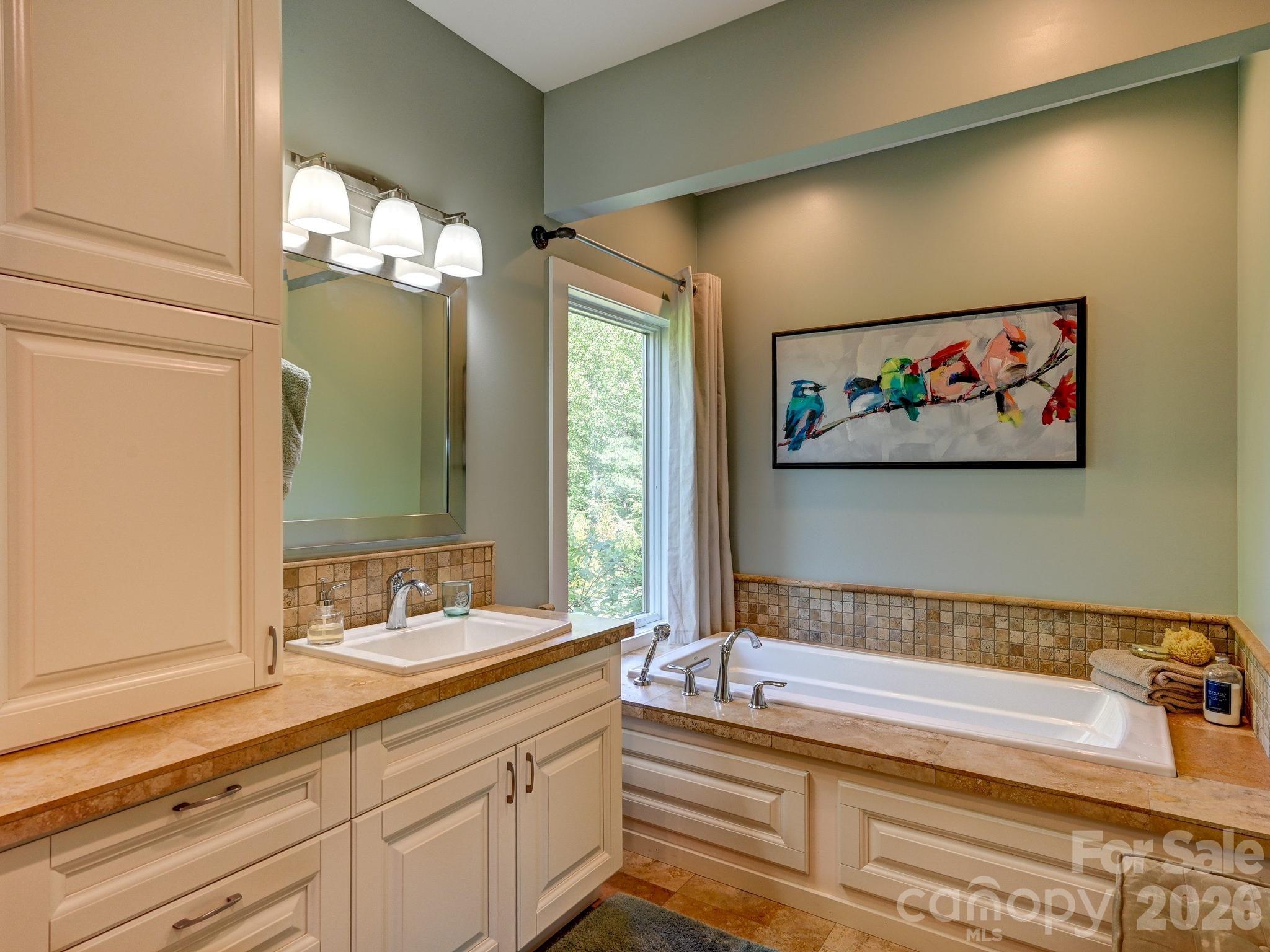 44 Dane Acres Drive — Alexander