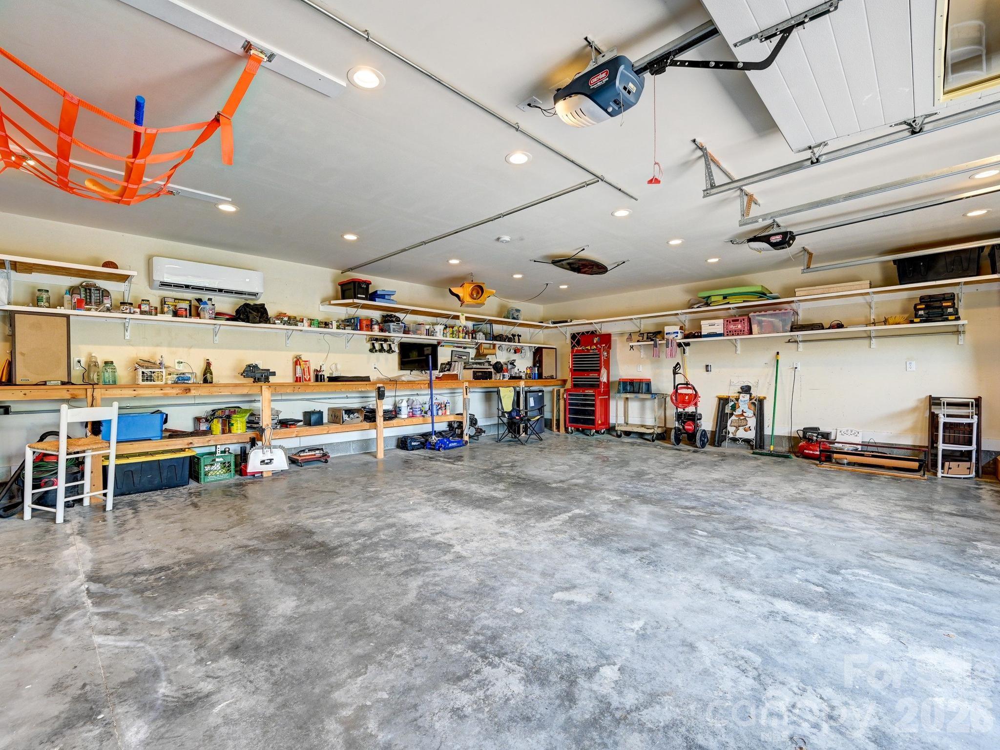 44 Dane Acres Drive — Alexander