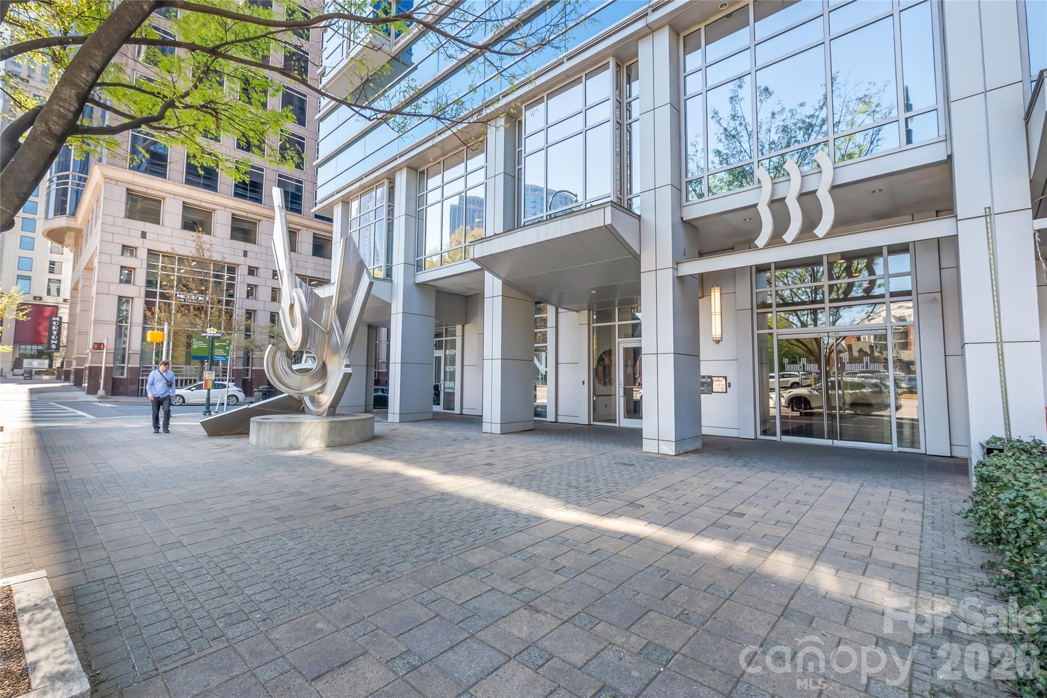 333 W Trade Street #2502 — Charlotte