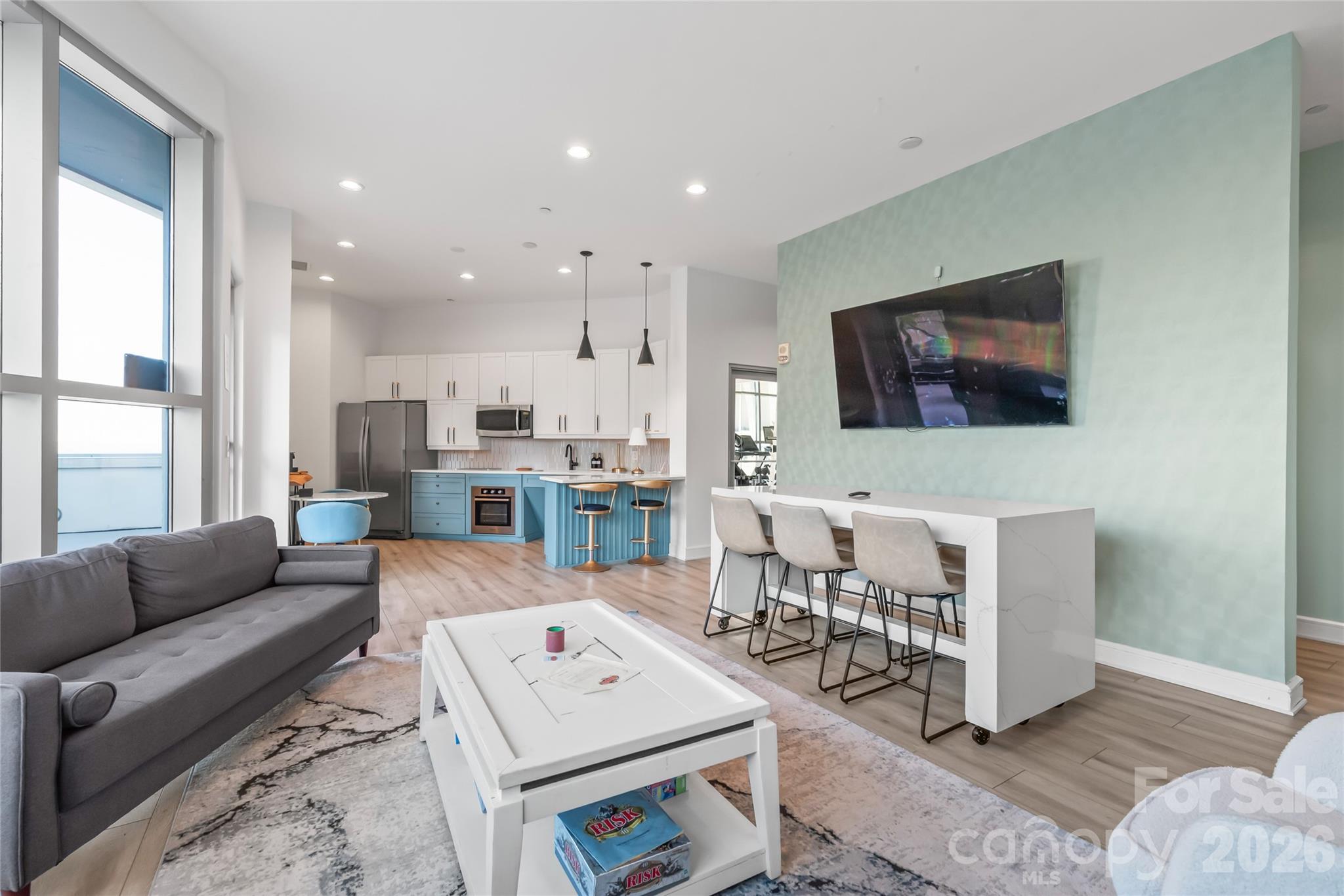 333 W Trade Street #2502 — Charlotte