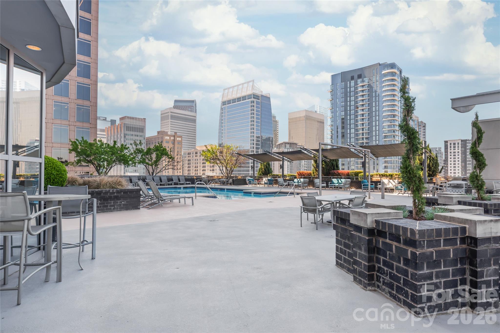 333 W Trade Street #2502 — Charlotte
