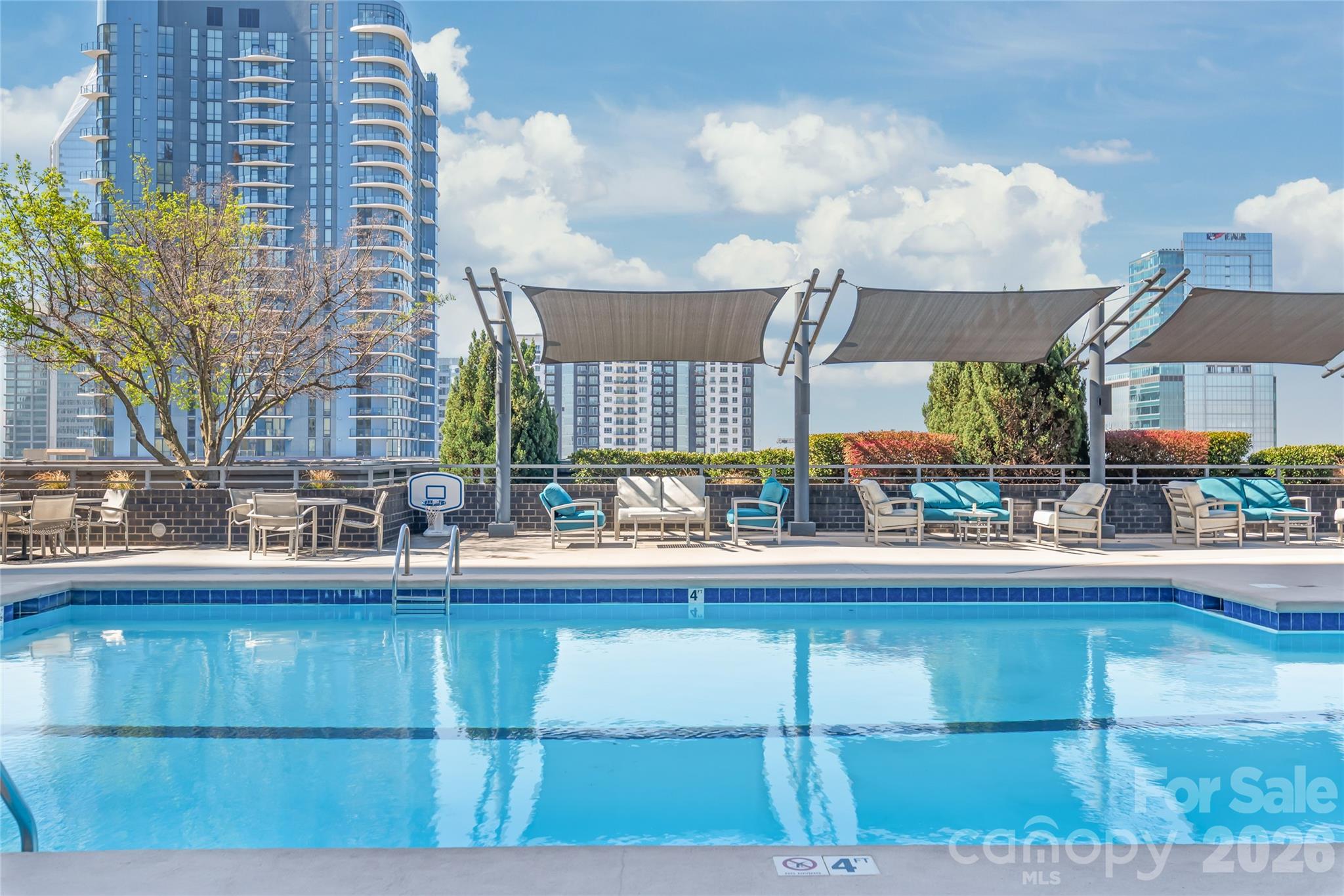 333 W Trade Street #2502 — Charlotte