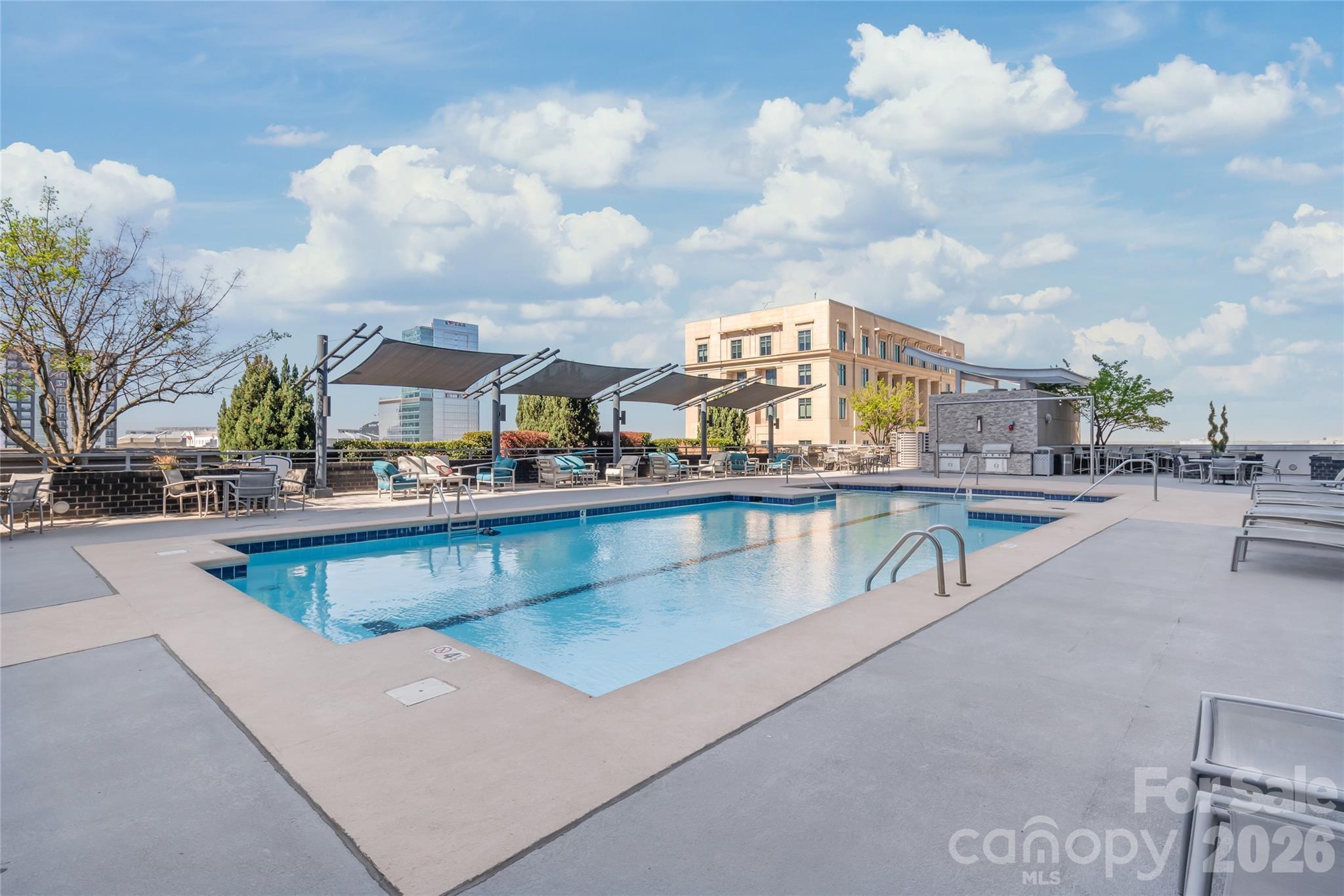 333 W Trade Street #2502 — Charlotte