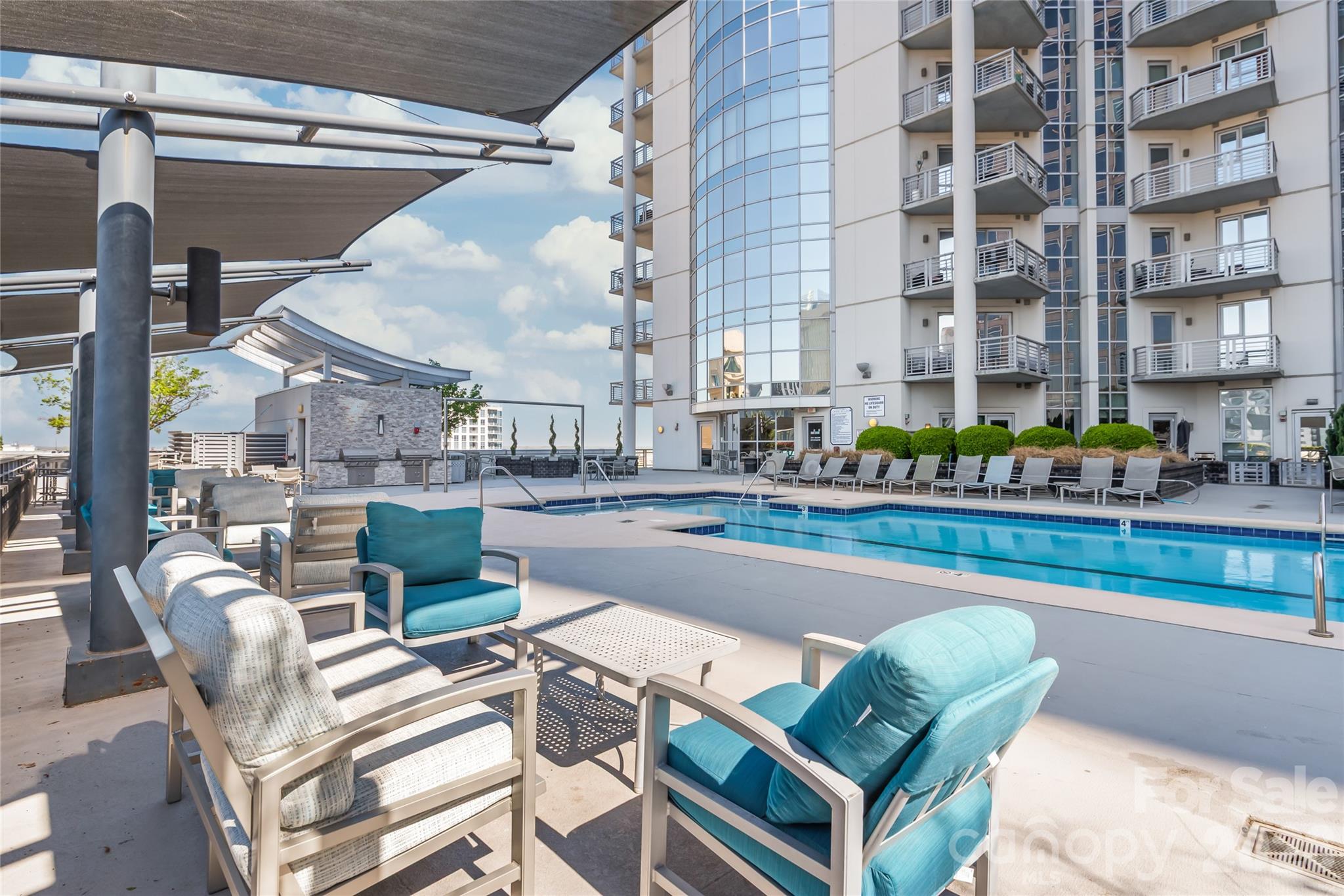 333 W Trade Street #2502 — Charlotte