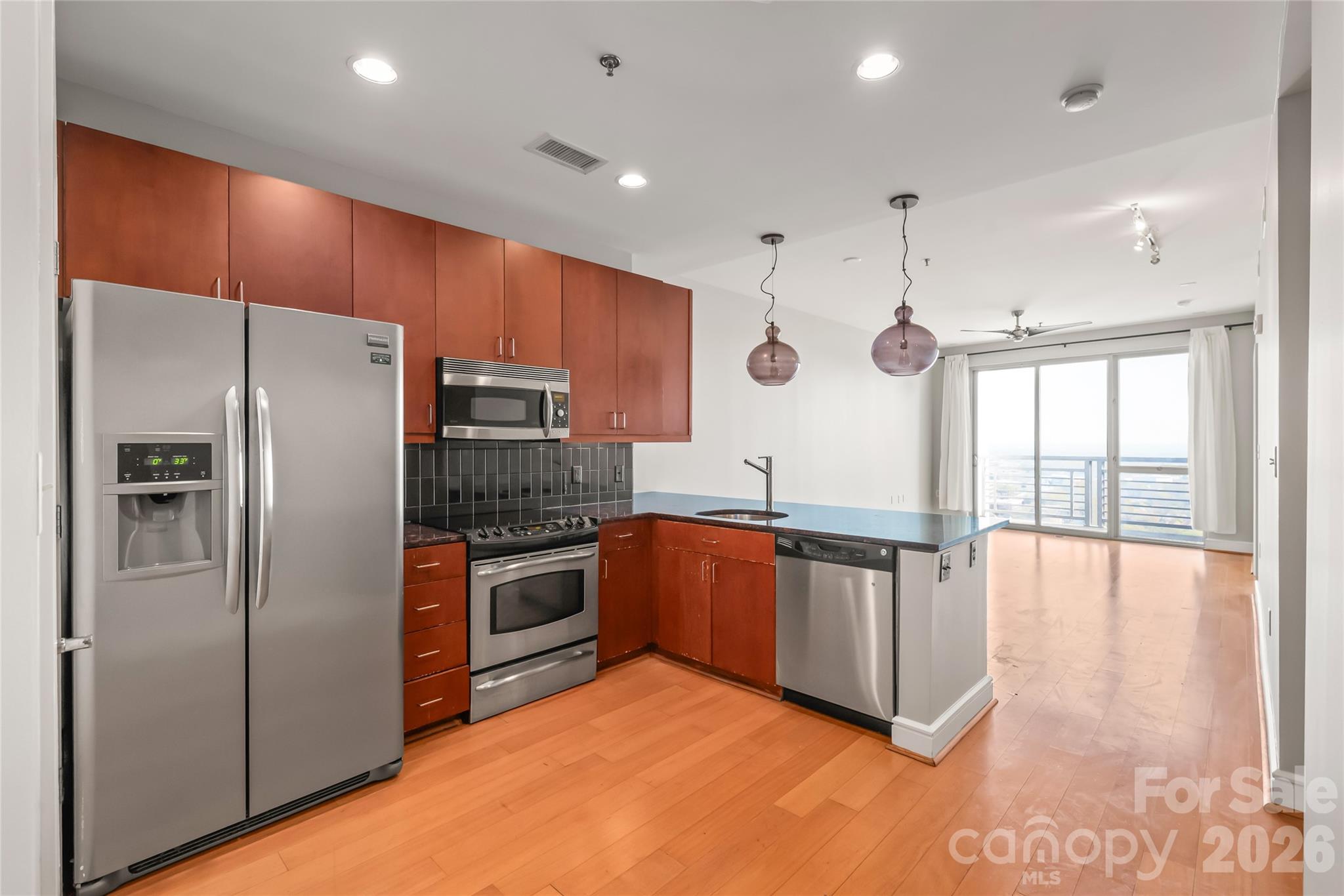 333 W Trade Street #2502 — Charlotte