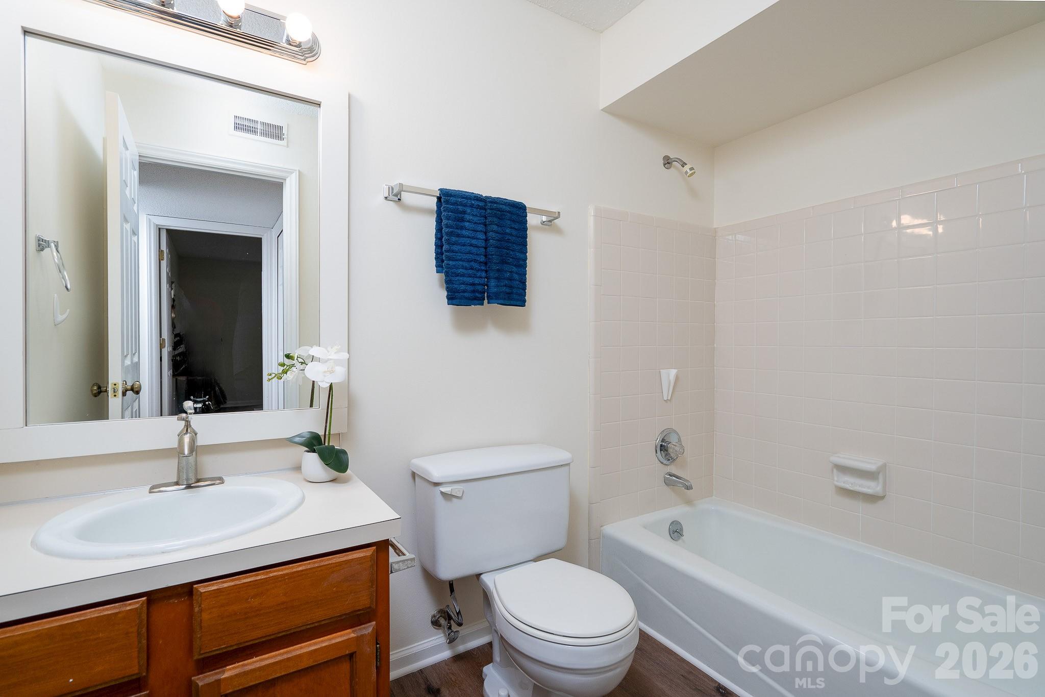 7309 Winery Lane — Charlotte