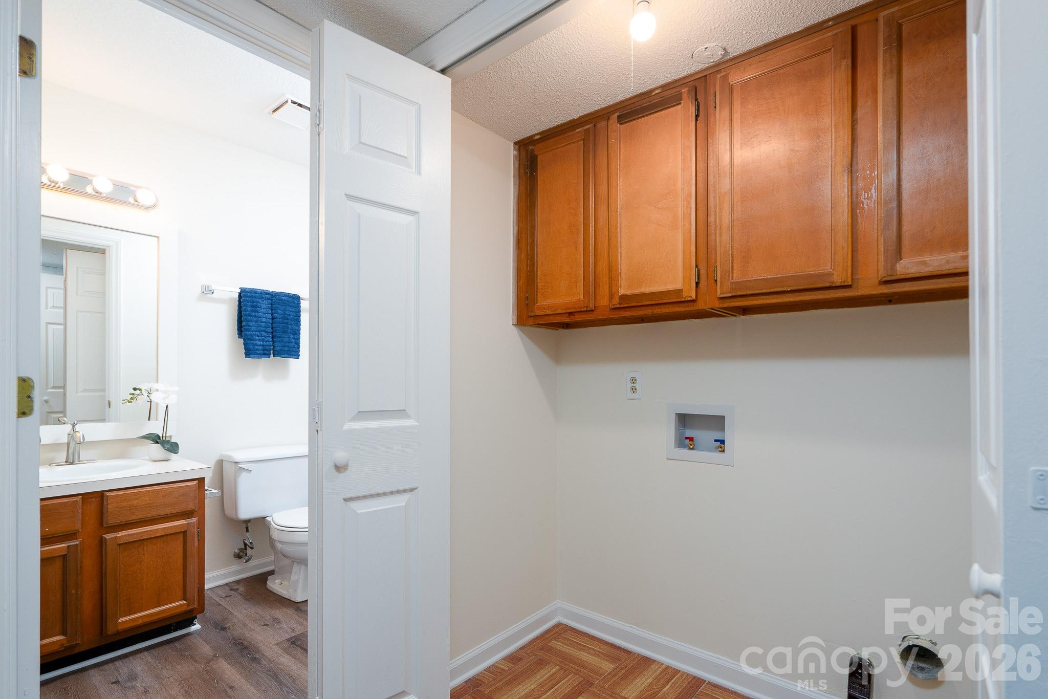 7309 Winery Lane — Charlotte
