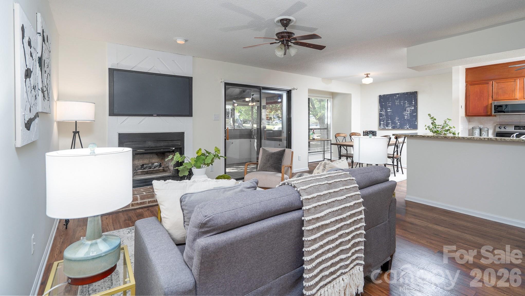7309 Winery Lane — Charlotte