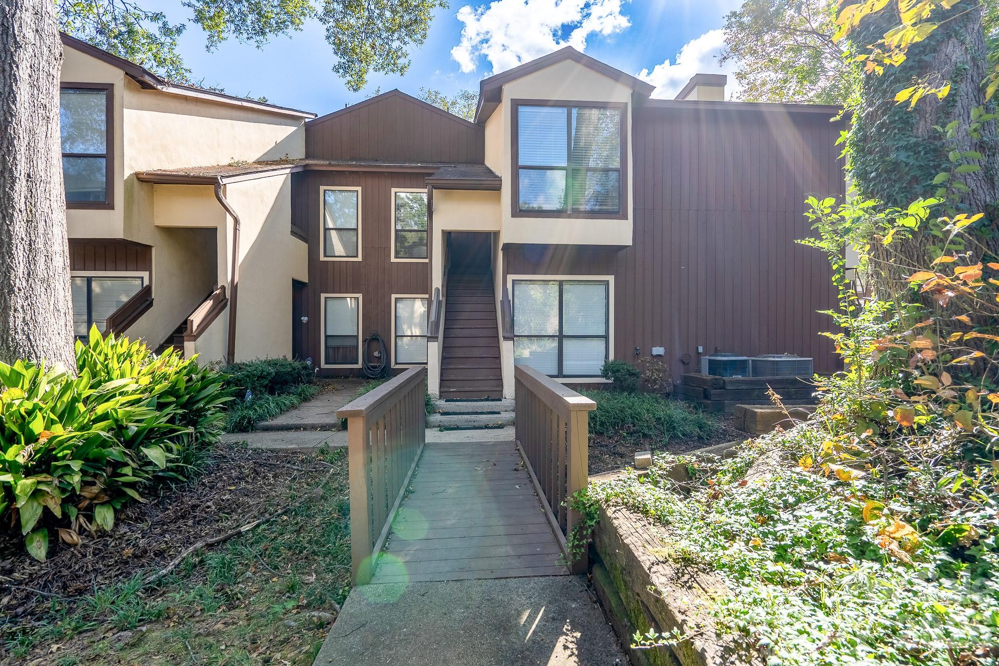 7309 Winery Lane — Charlotte