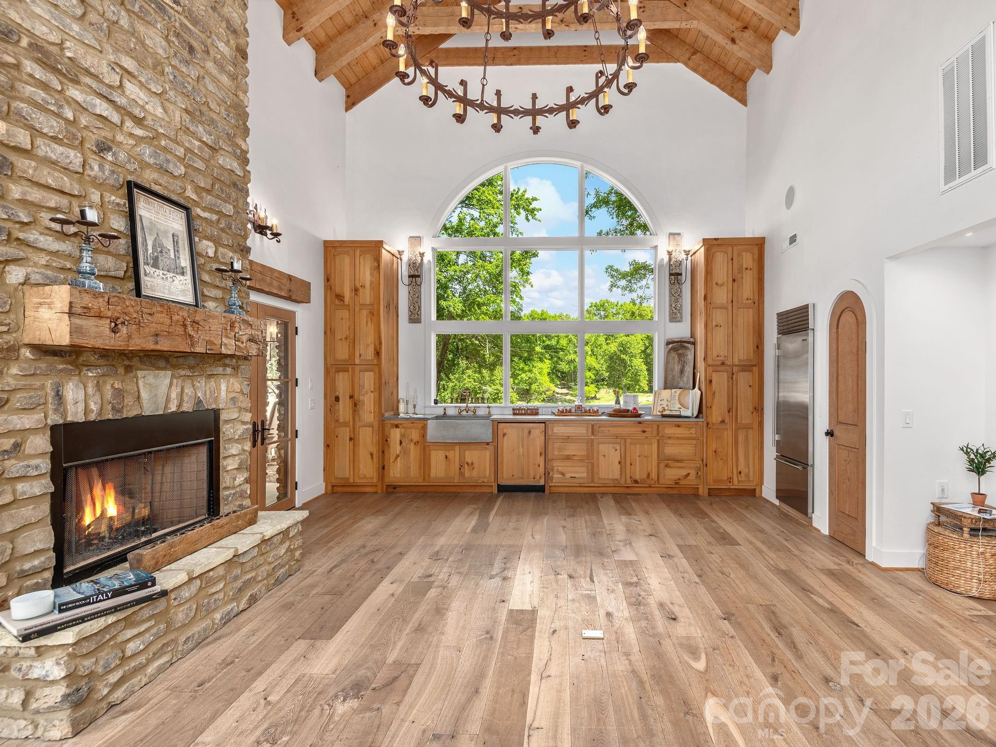 4546 Pine Log Road — Brasstown