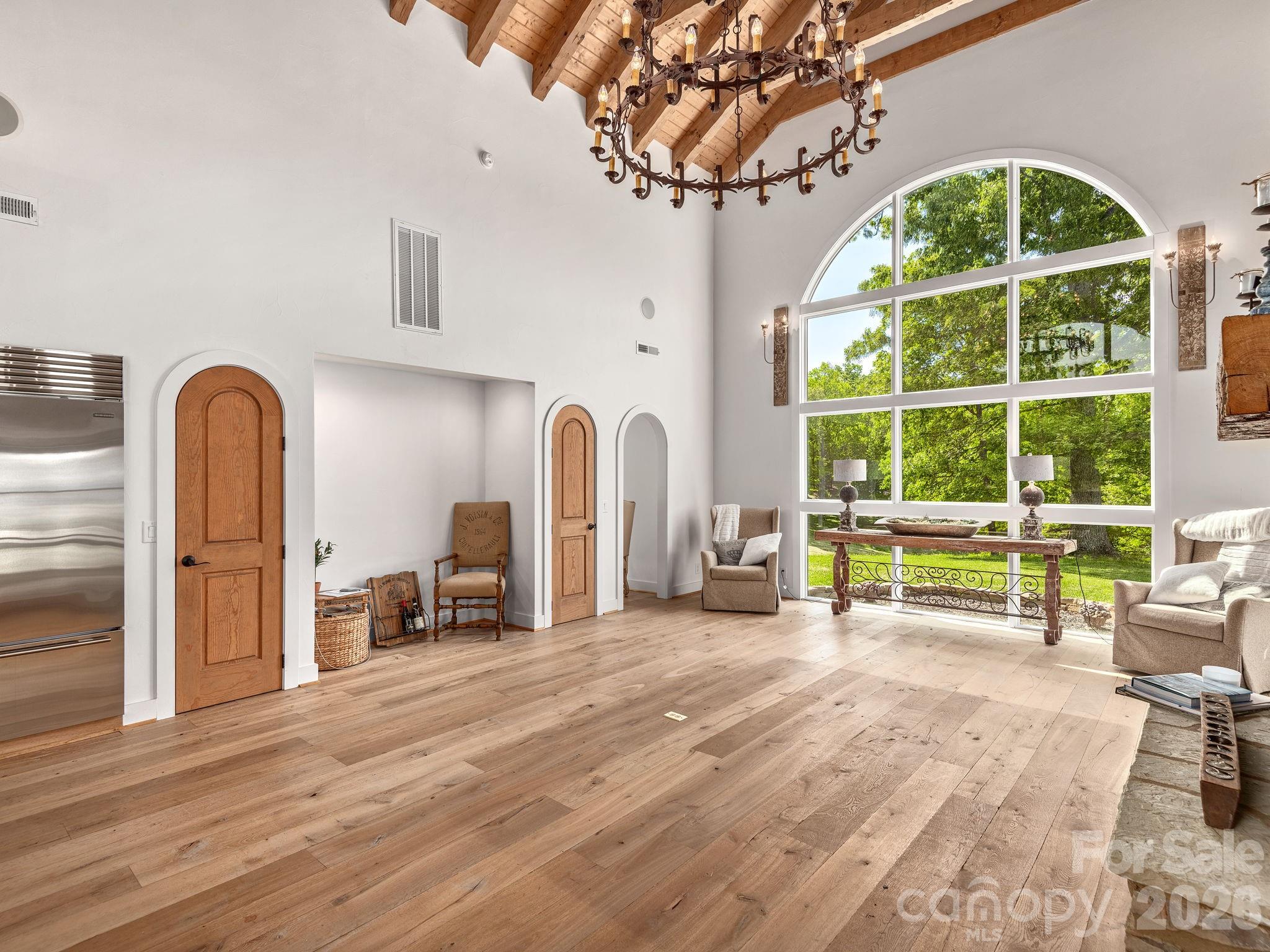 4546 Pine Log Road — Brasstown