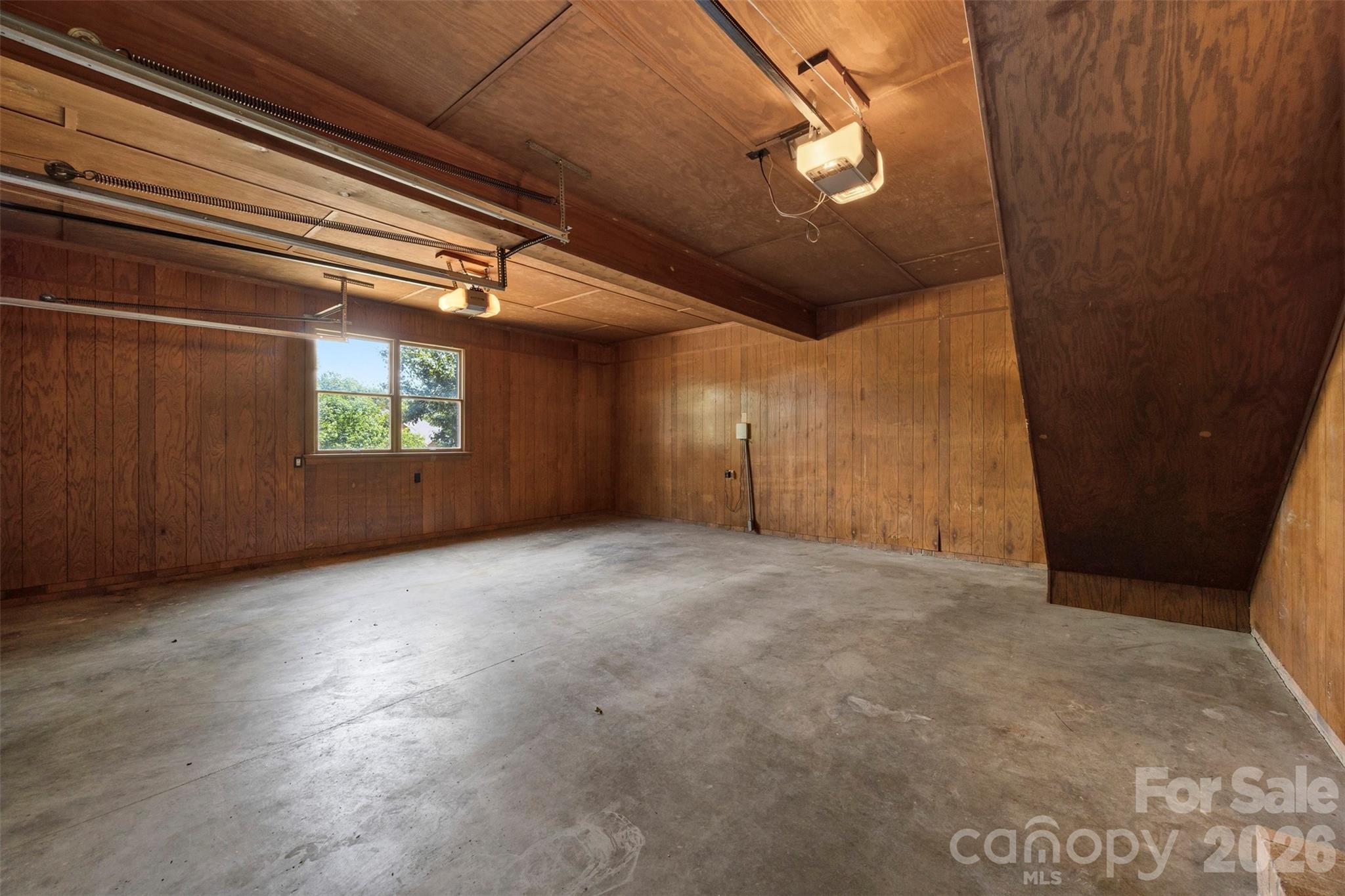 813 Rothmoor Drive — Concord