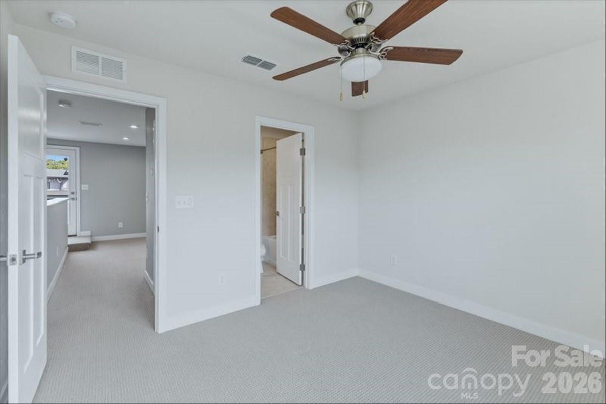119 Music Hall Way — Charlotte