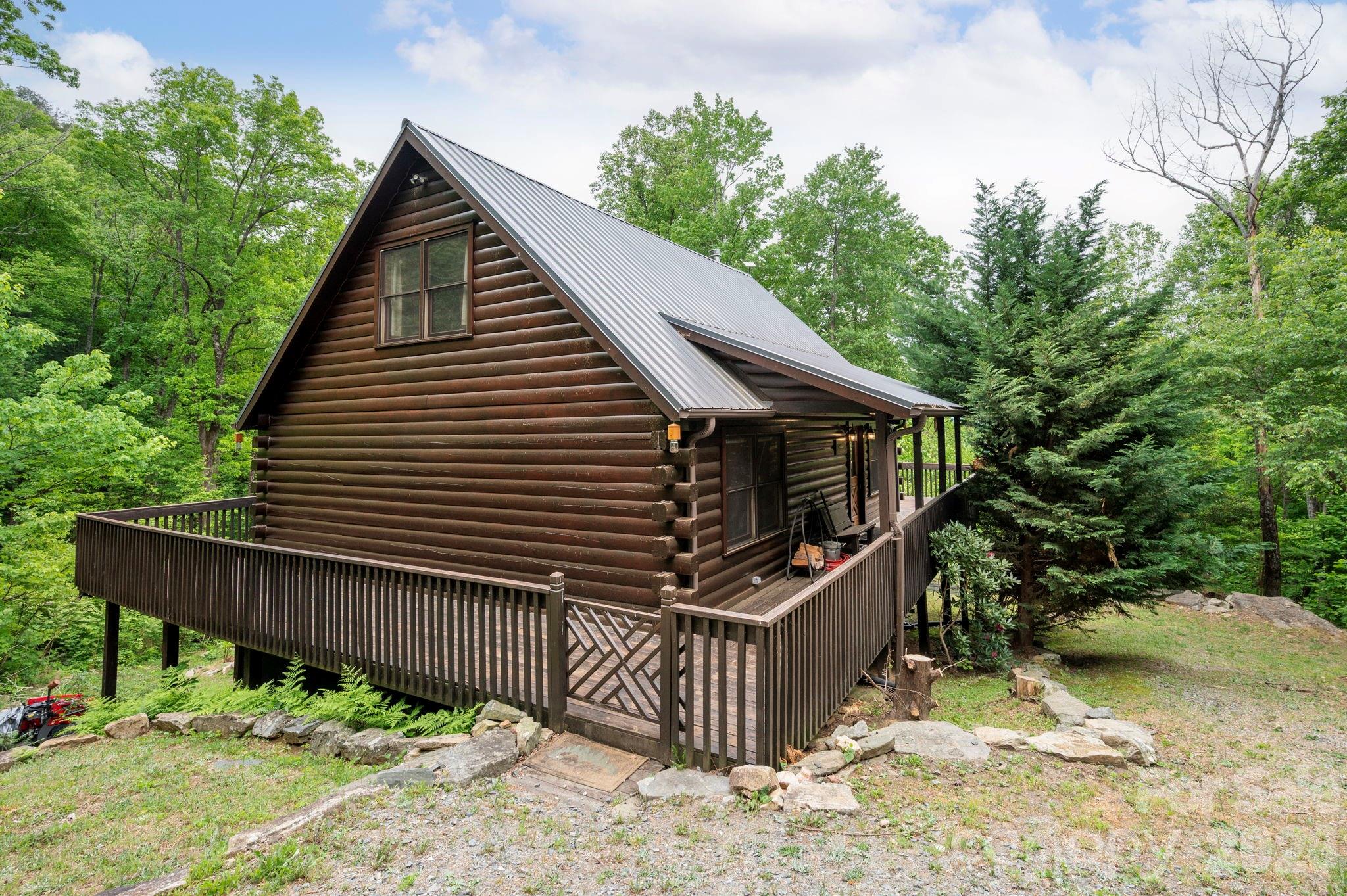 309 Doubleview Drive — Union Mills