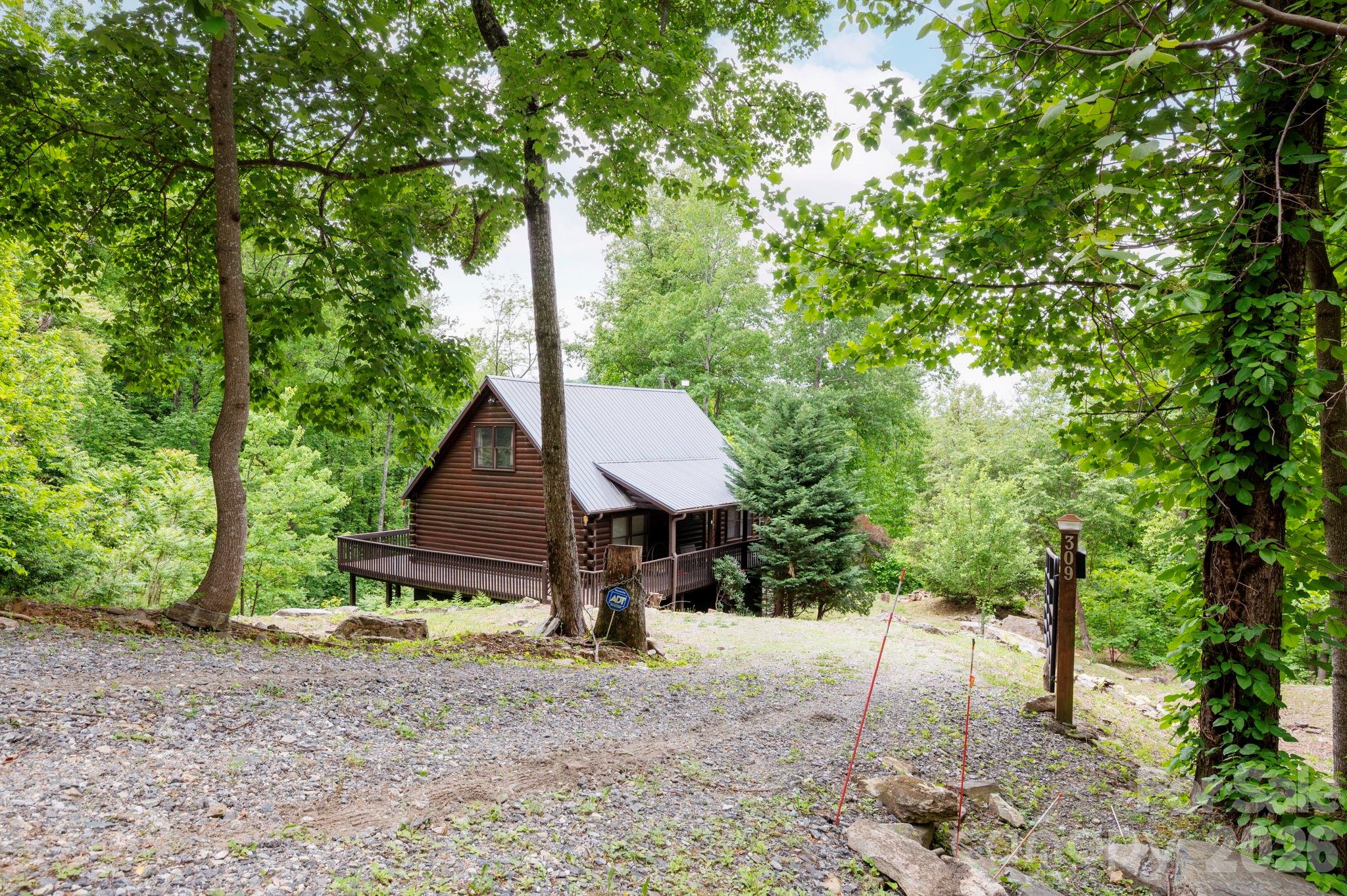 309 Doubleview Drive — Union Mills