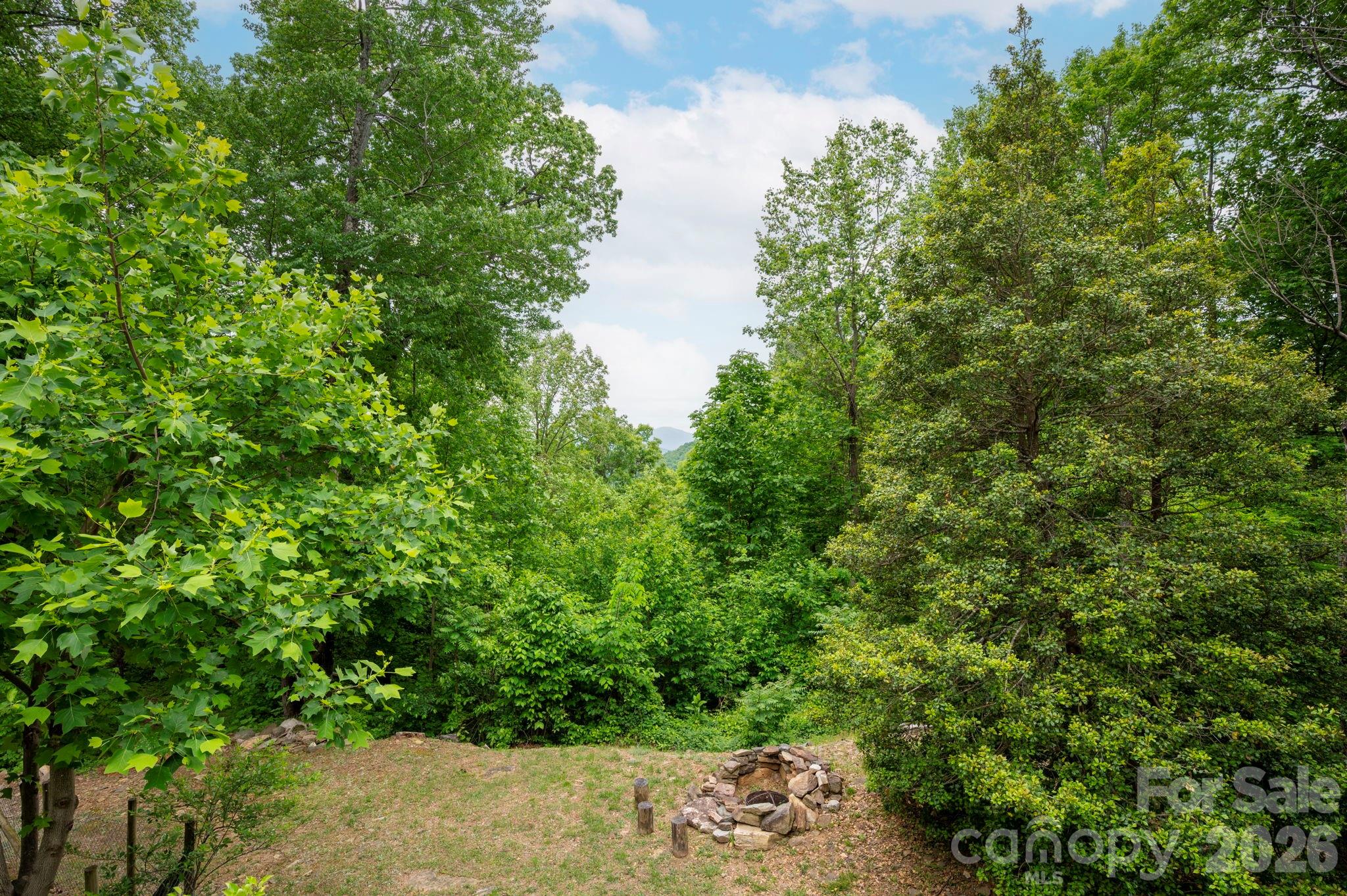 309 Doubleview Drive — Union Mills