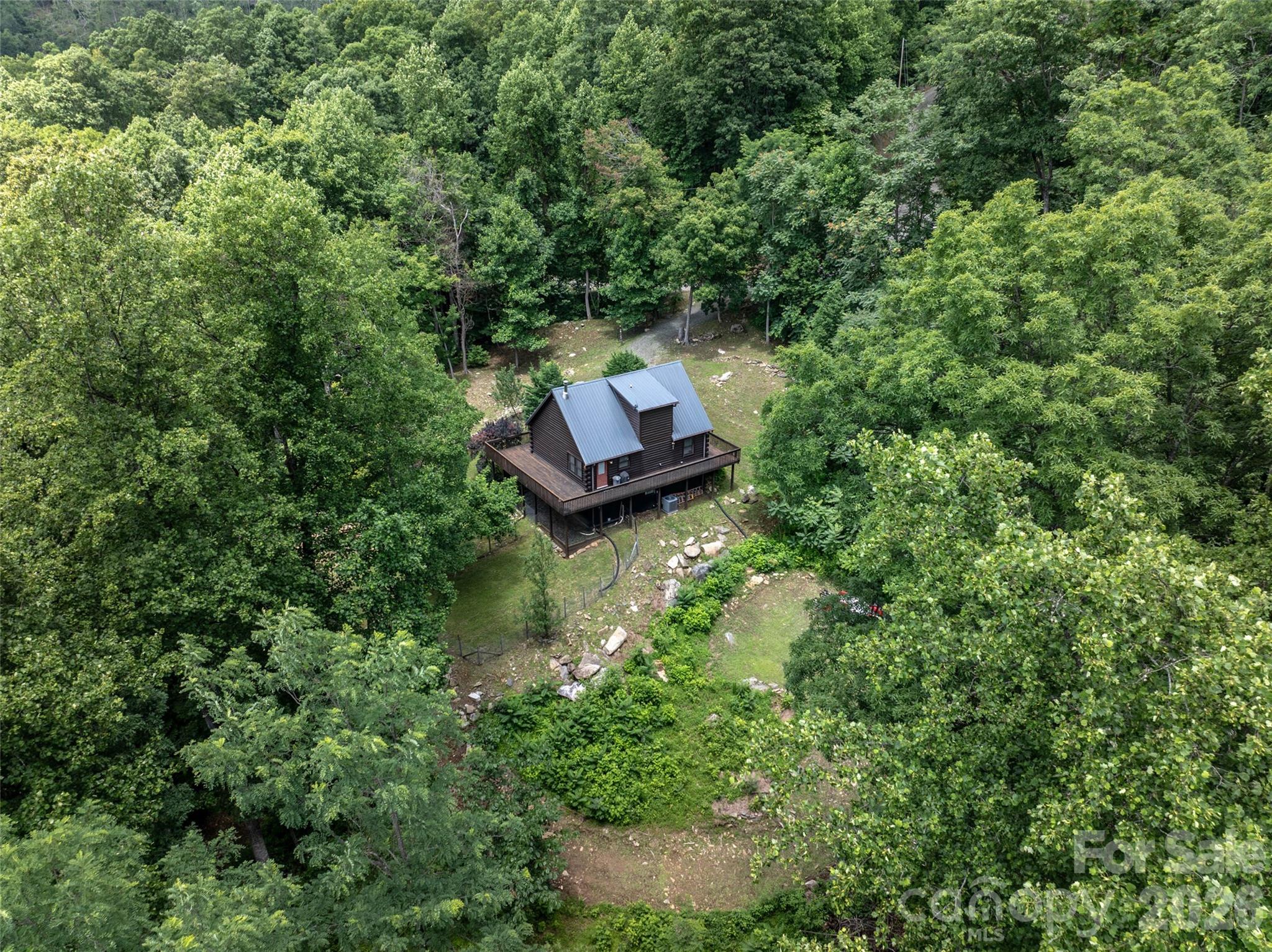 309 Doubleview Drive — Union Mills