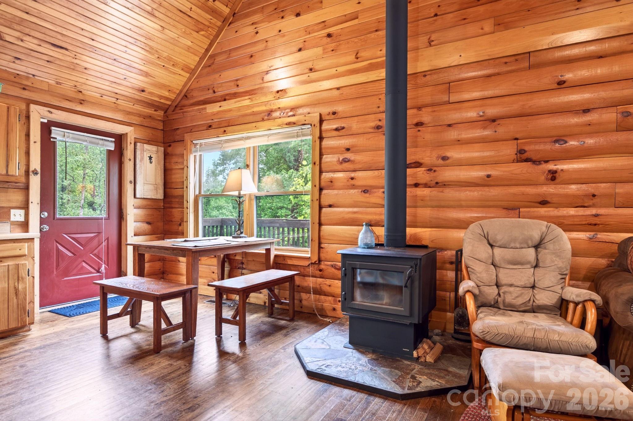 309 Doubleview Drive — Union Mills