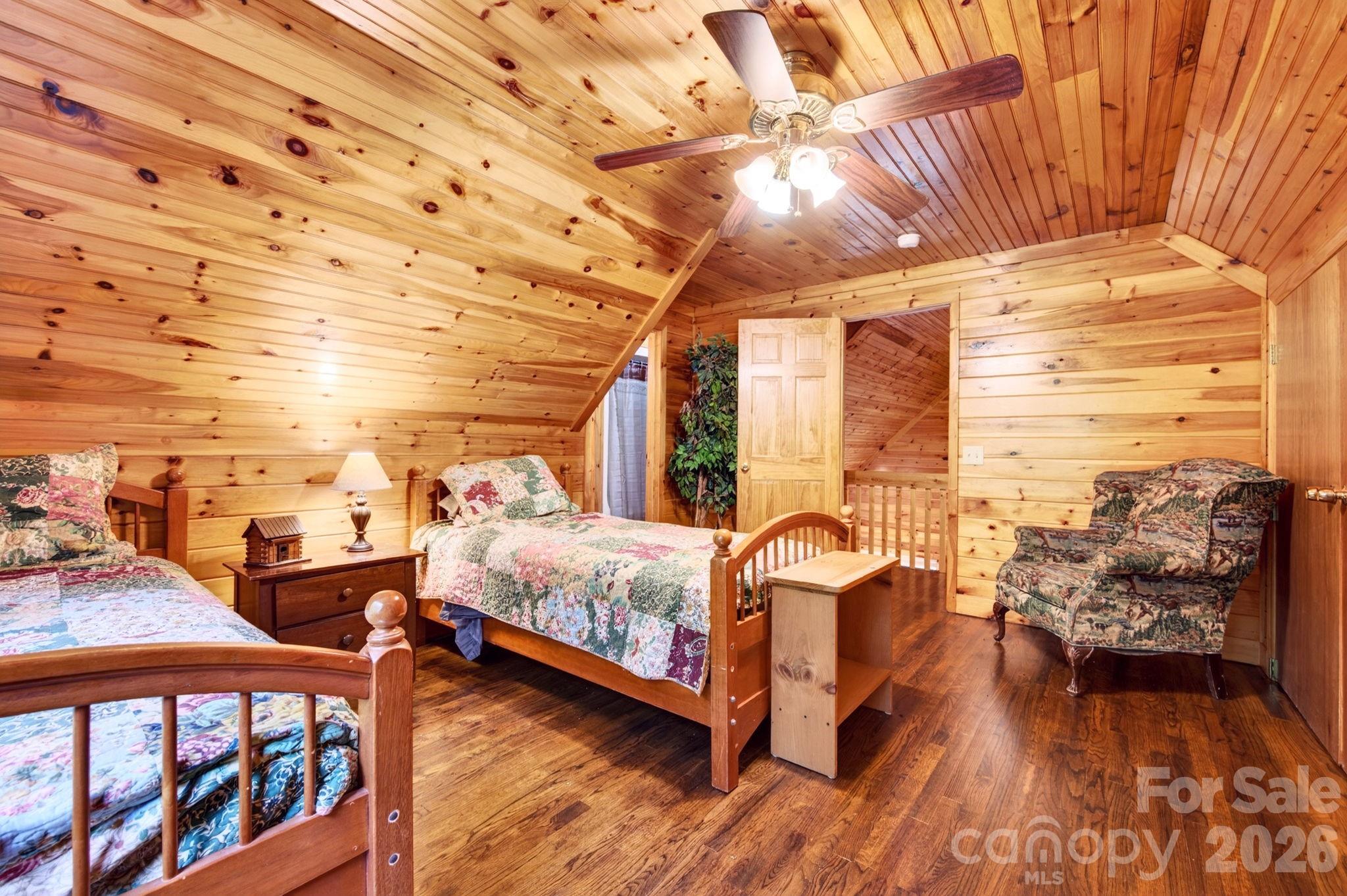 309 Doubleview Drive — Union Mills