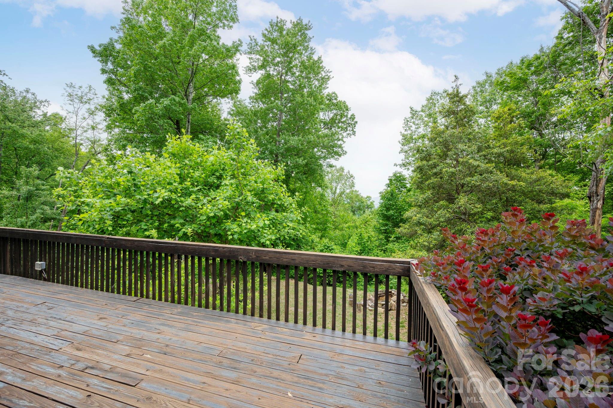 309 Doubleview Drive — Union Mills