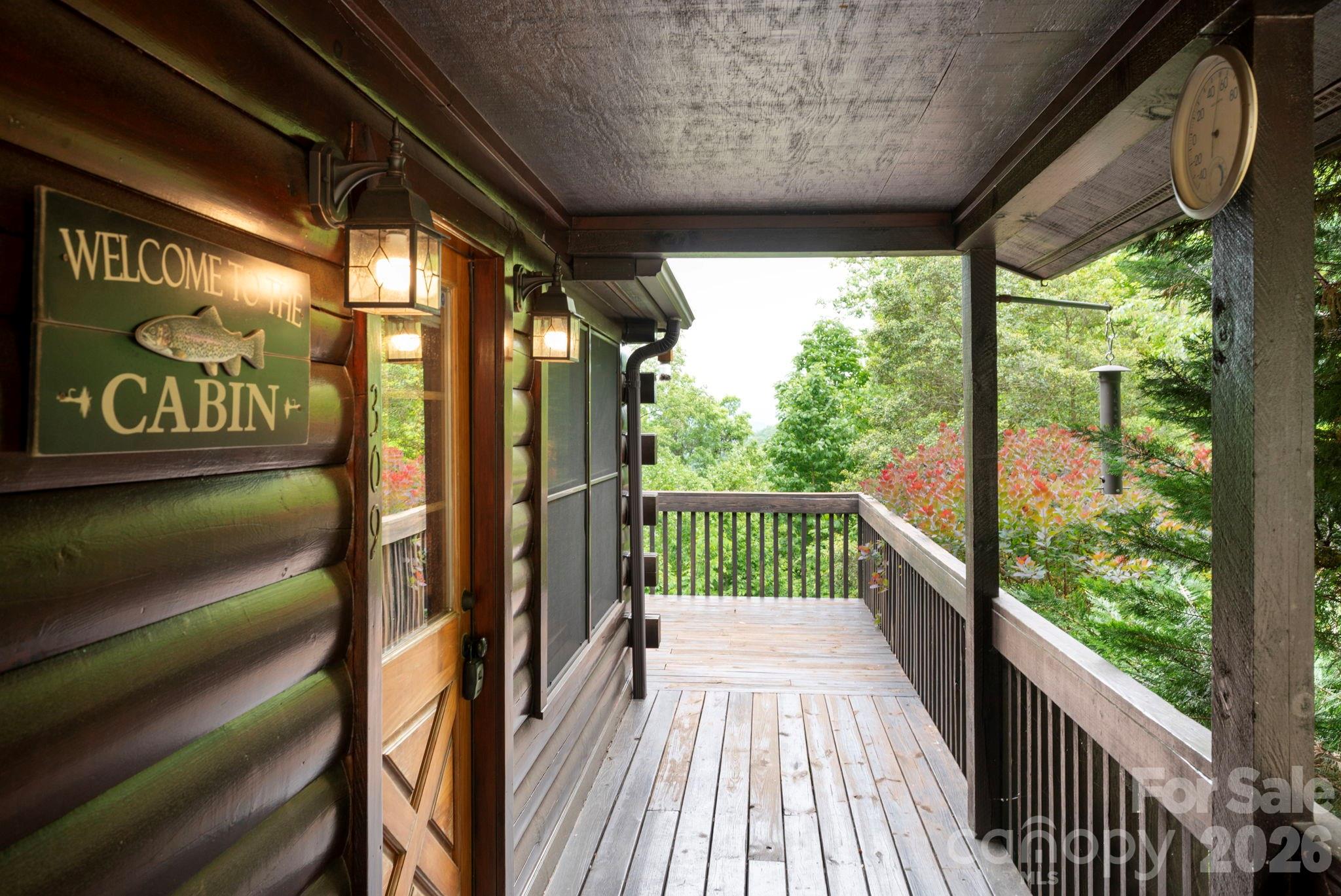 309 Doubleview Drive — Union Mills