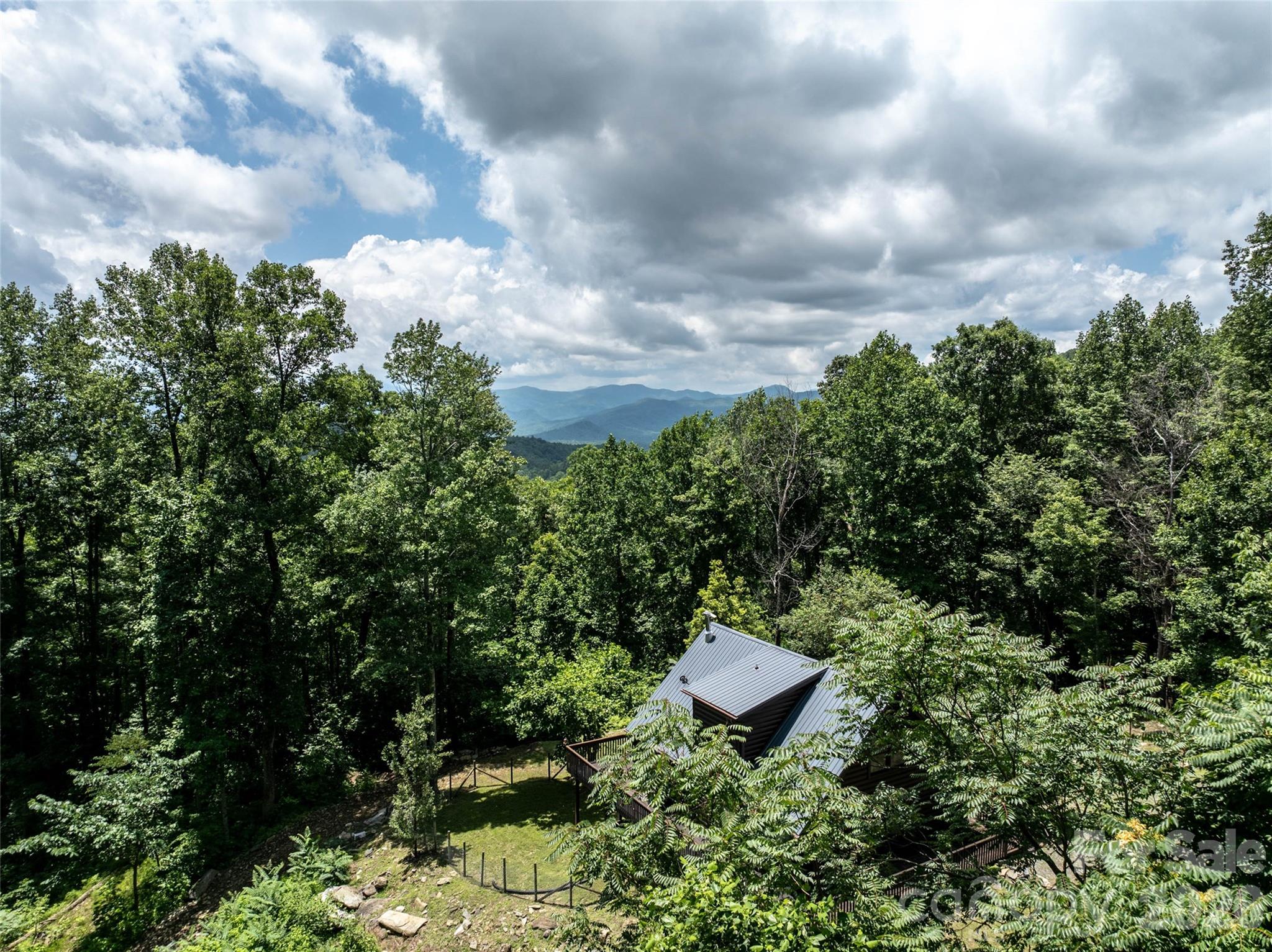 309 Doubleview Drive — Union Mills
