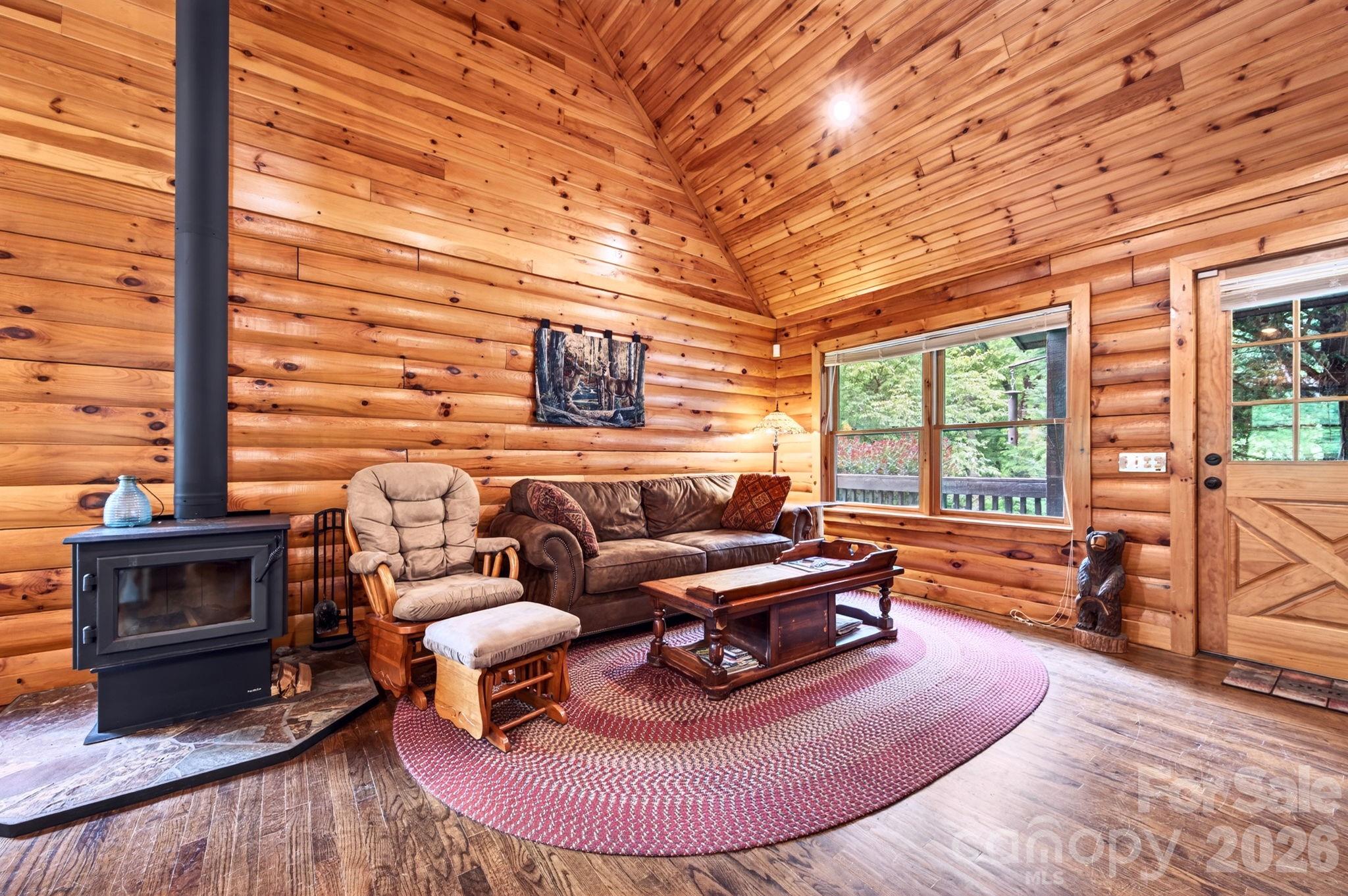 309 Doubleview Drive — Union Mills