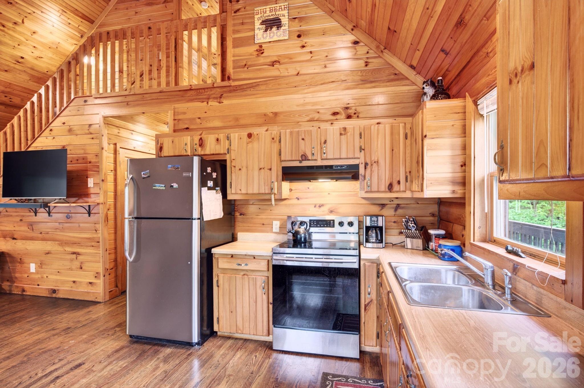 309 Doubleview Drive — Union Mills