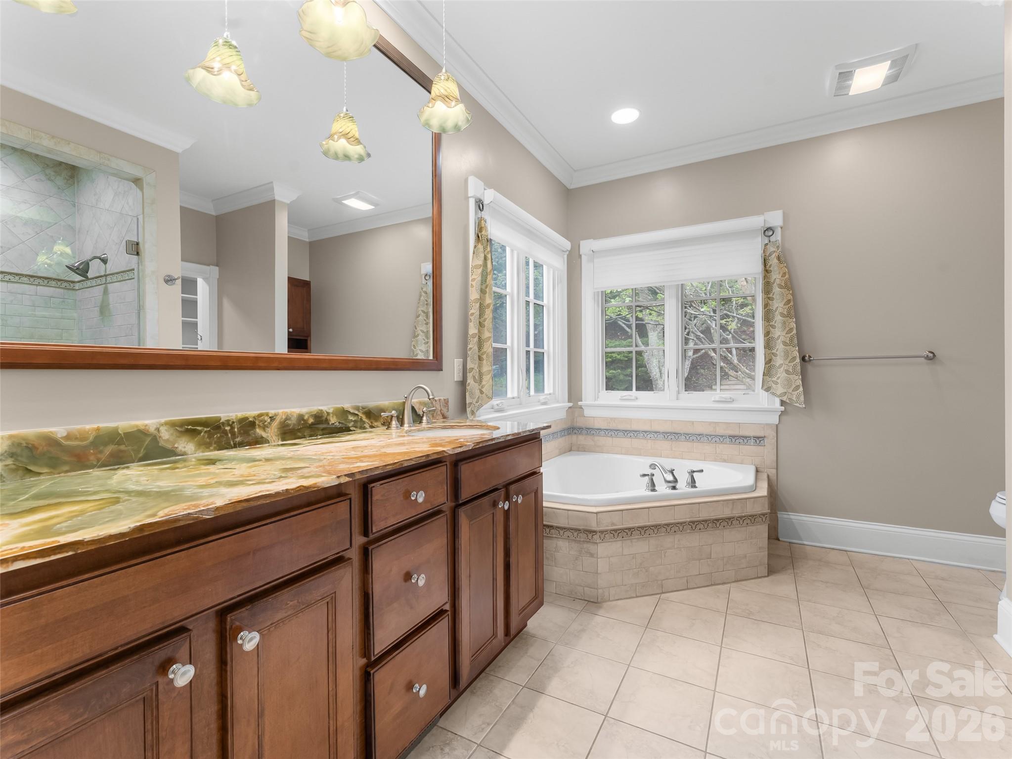 5 Stegall Lane — Asheville