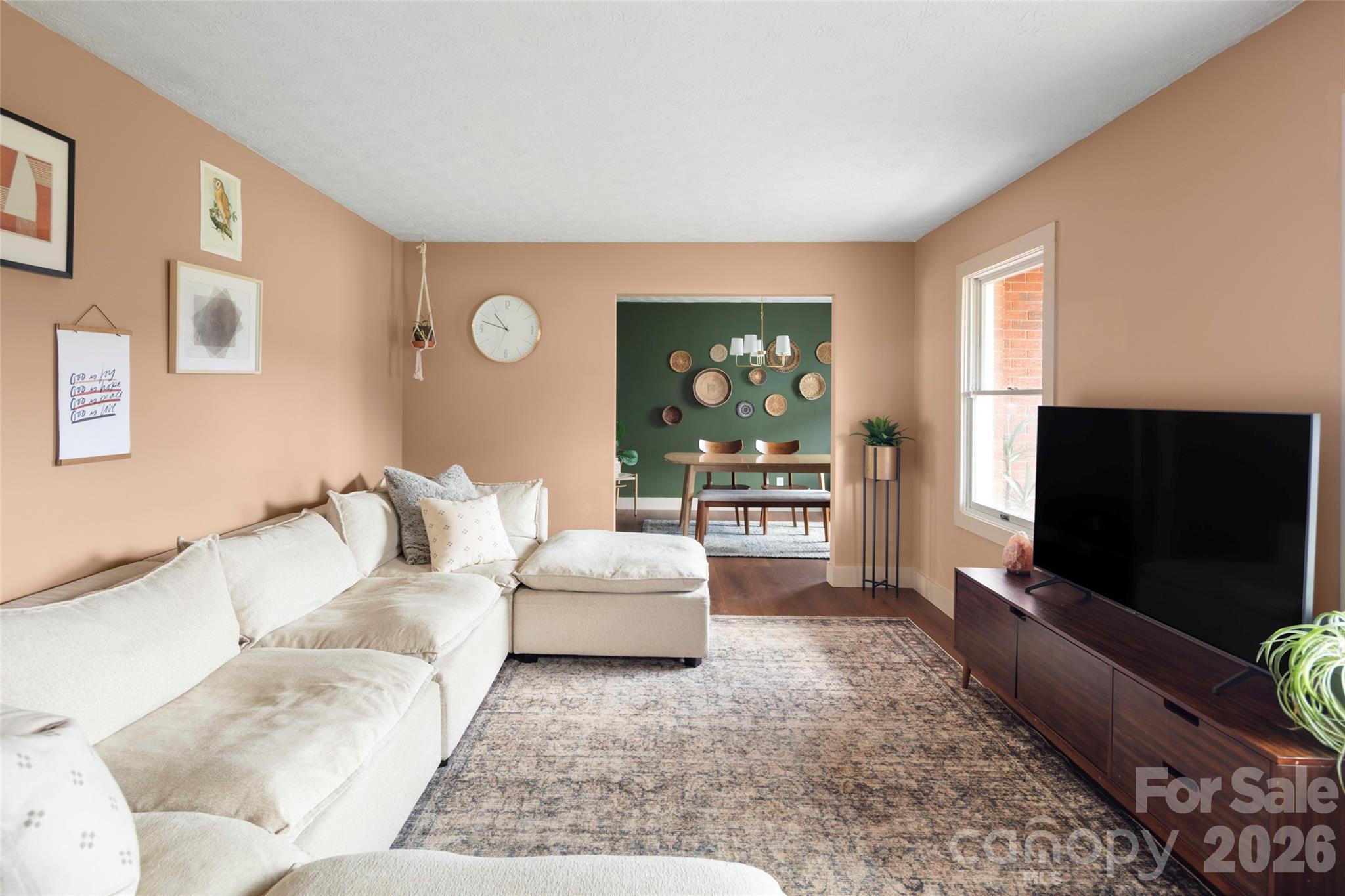 17 Boyd Cove Road — Leicester