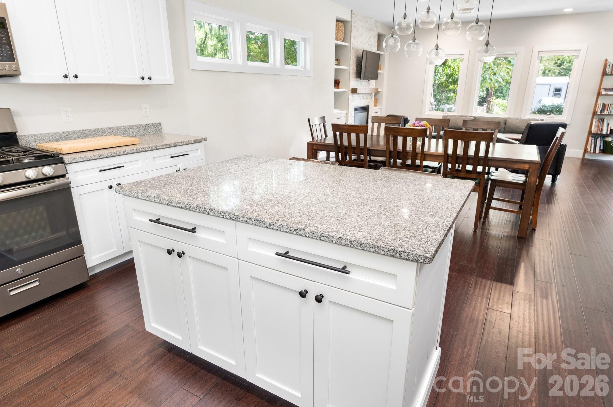 620 Brookshire Street — Asheville